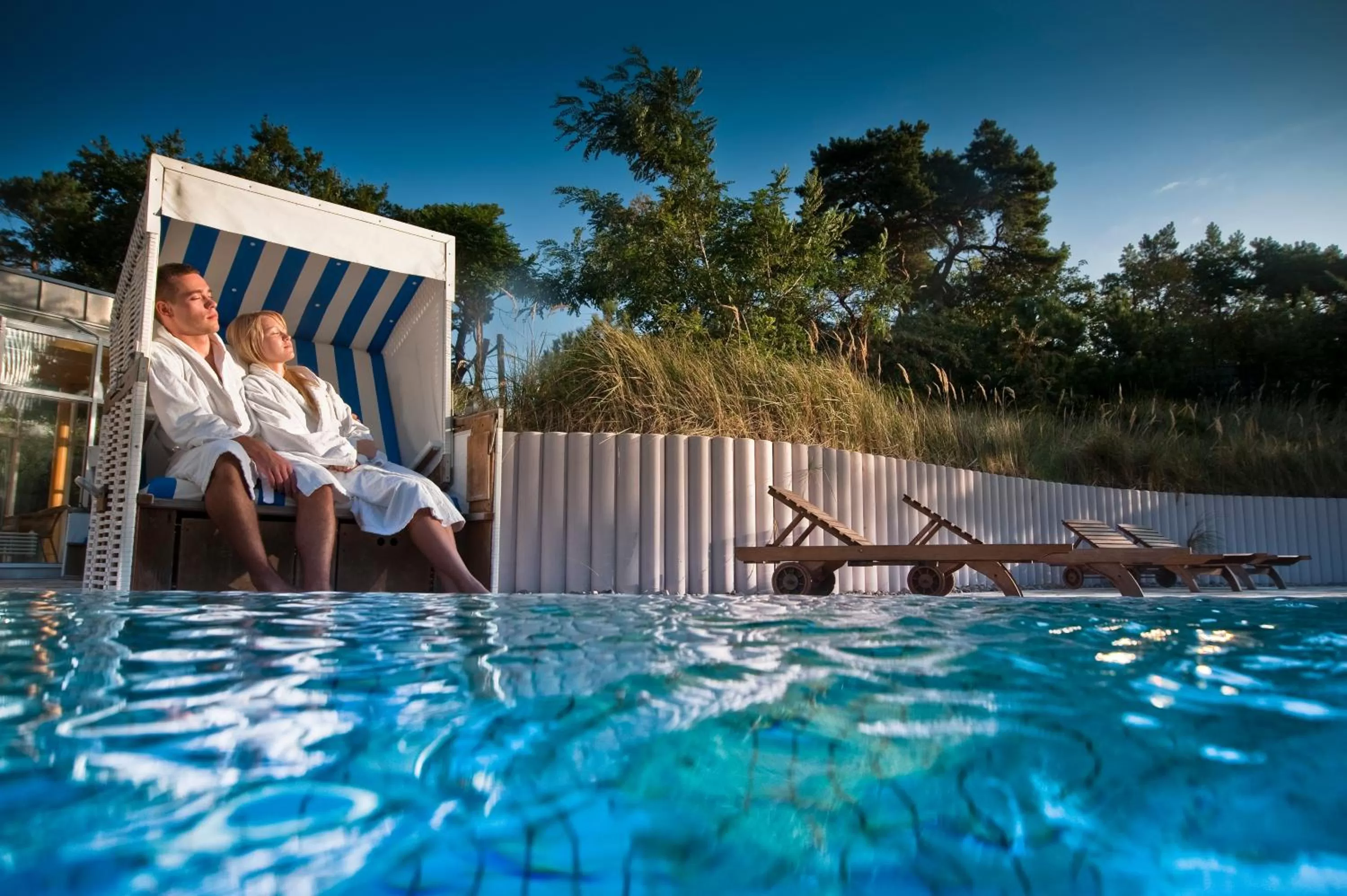 People in Baltic Zinnowitz - Hotel mit Meerwasserpool und Thermalbad