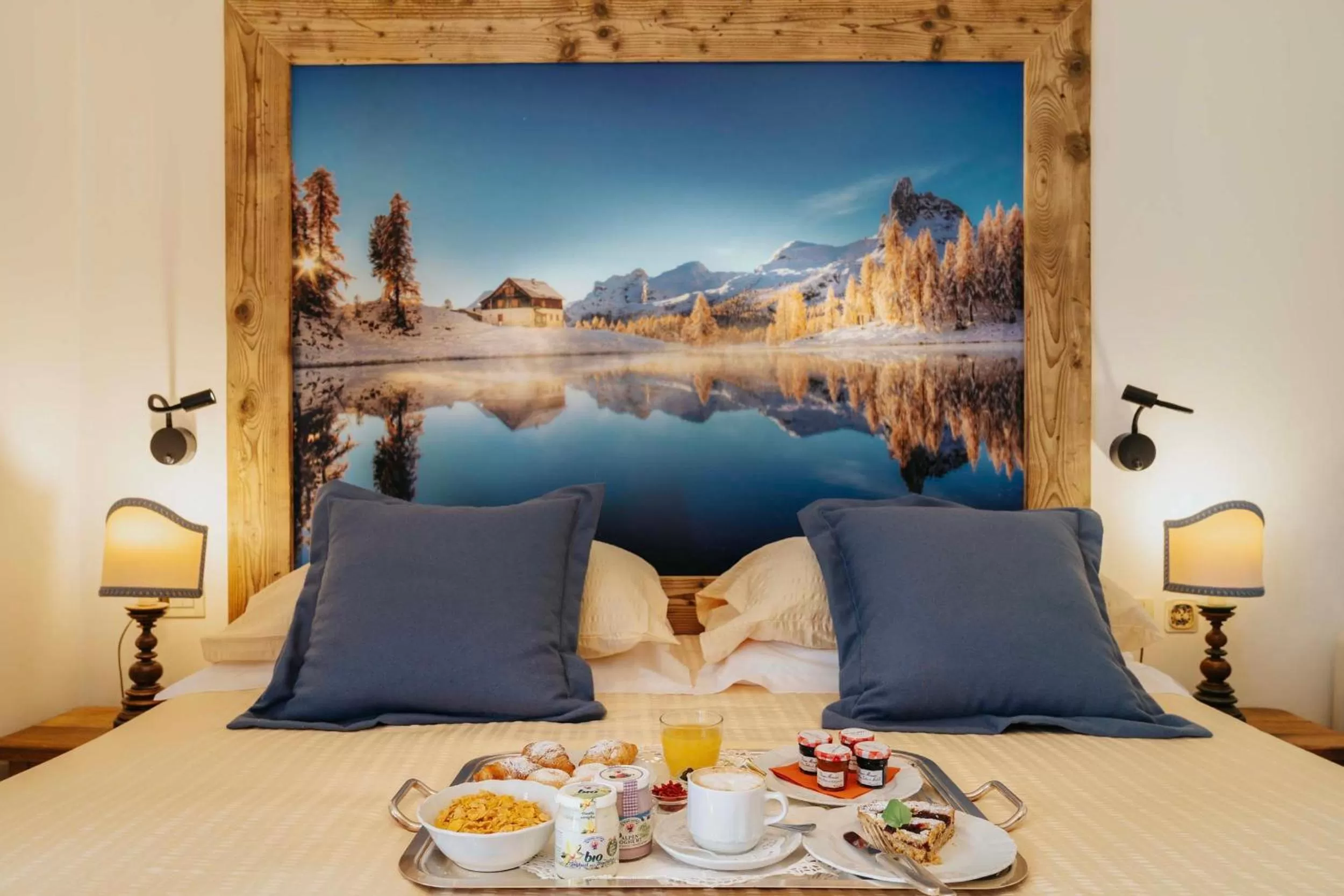 Bed in Hotel Panda Cortina- ricarica auto elettriche