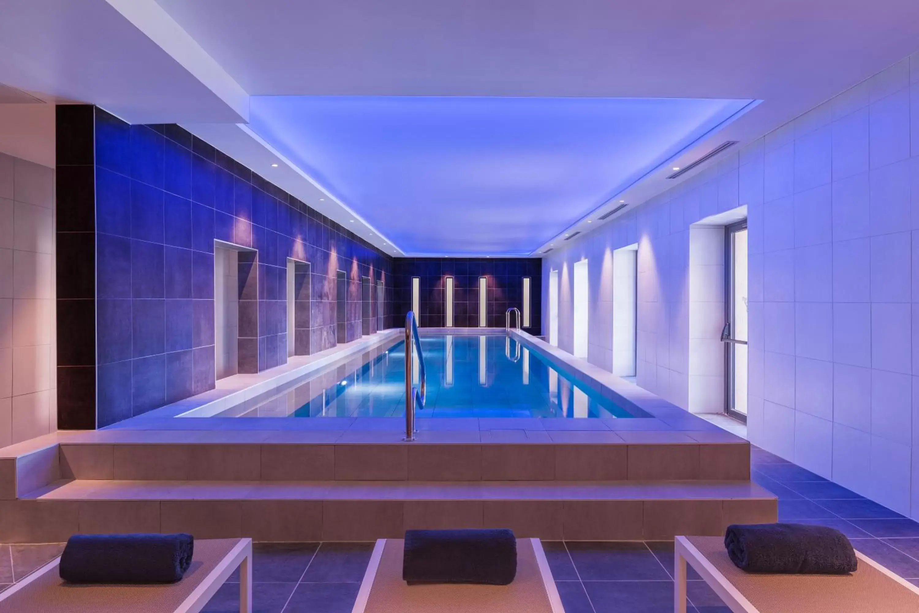 Swimming Pool in Hotel du Roi & Spa by SOWELL COLLECTION