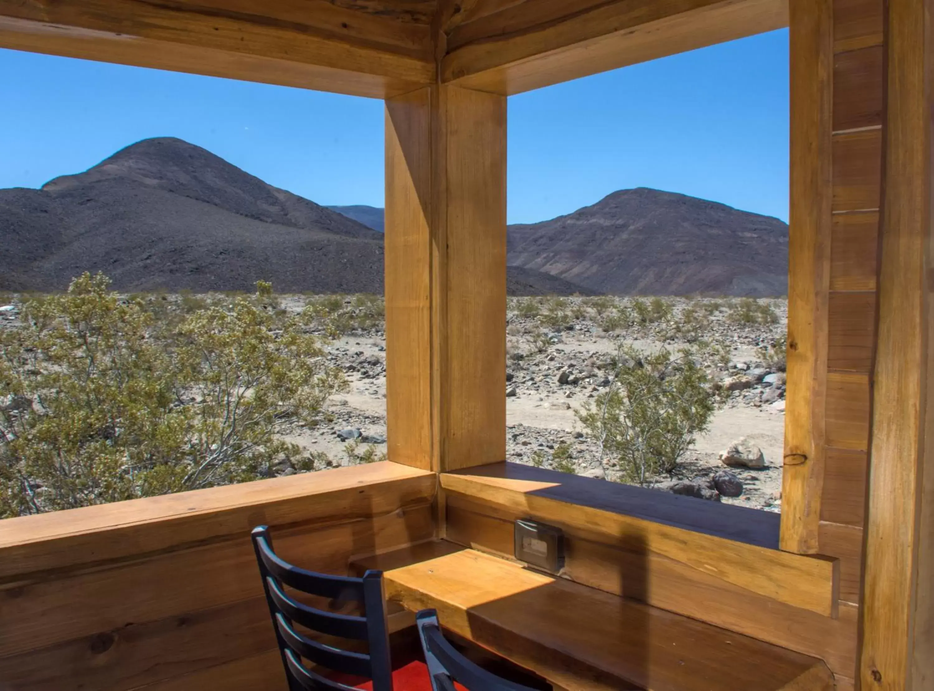 Mountain View in Panamint Springs Motel & Tents