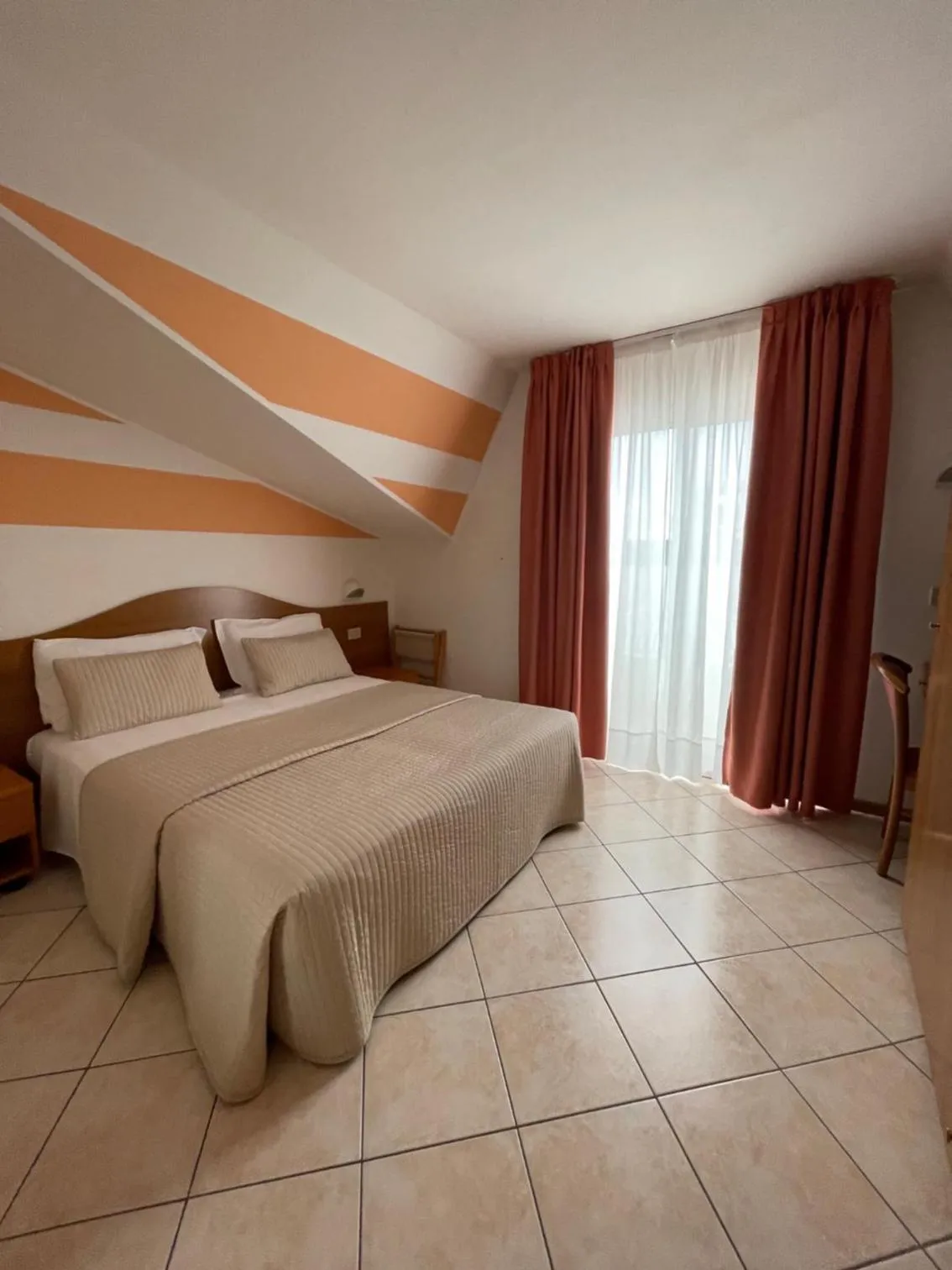 Bed in Hotel Touring