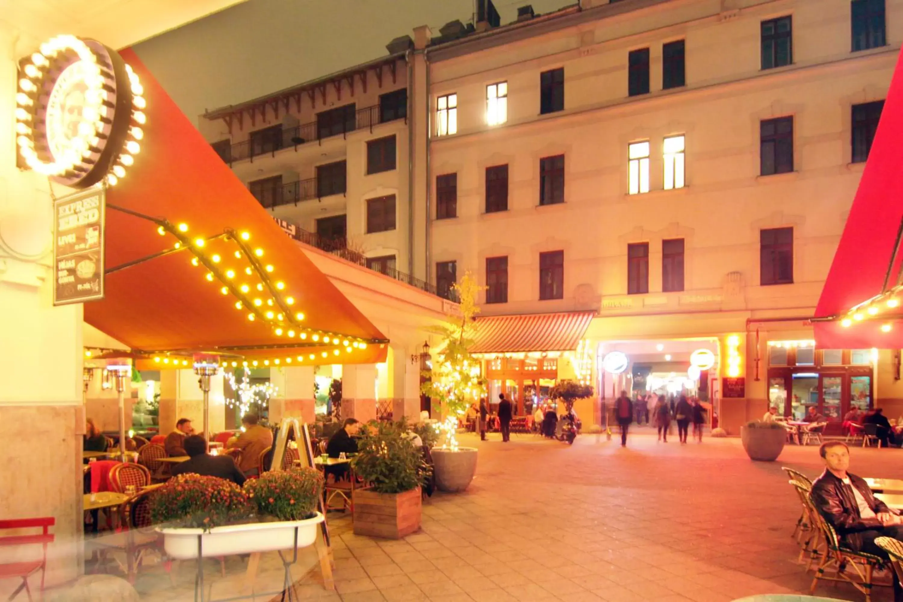 Facade/entrance in Hotel Gozsdu Court