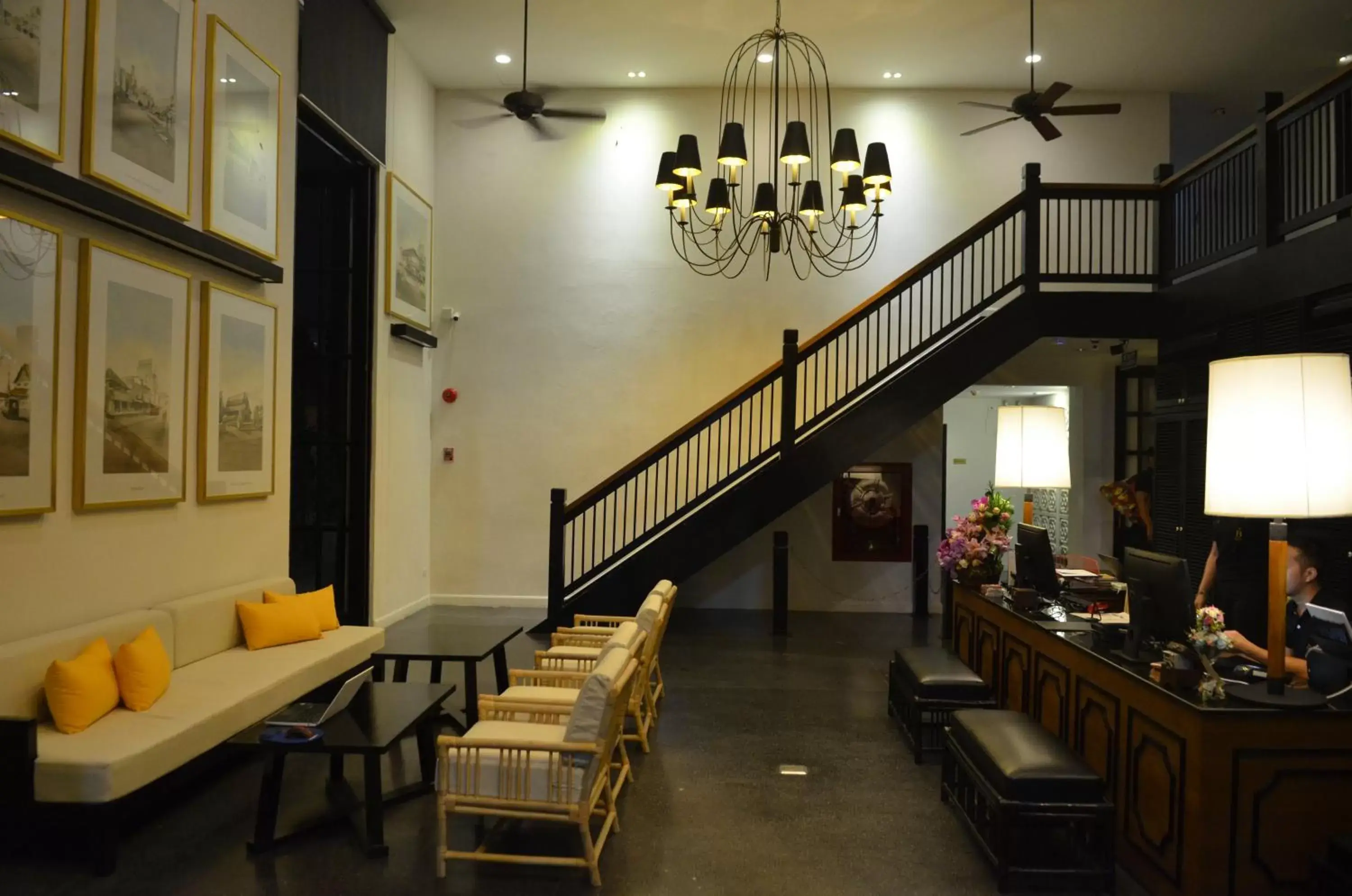 Communal lounge/ TV room, Restaurant/Places to Eat in Buri Siri Boutique Hotel