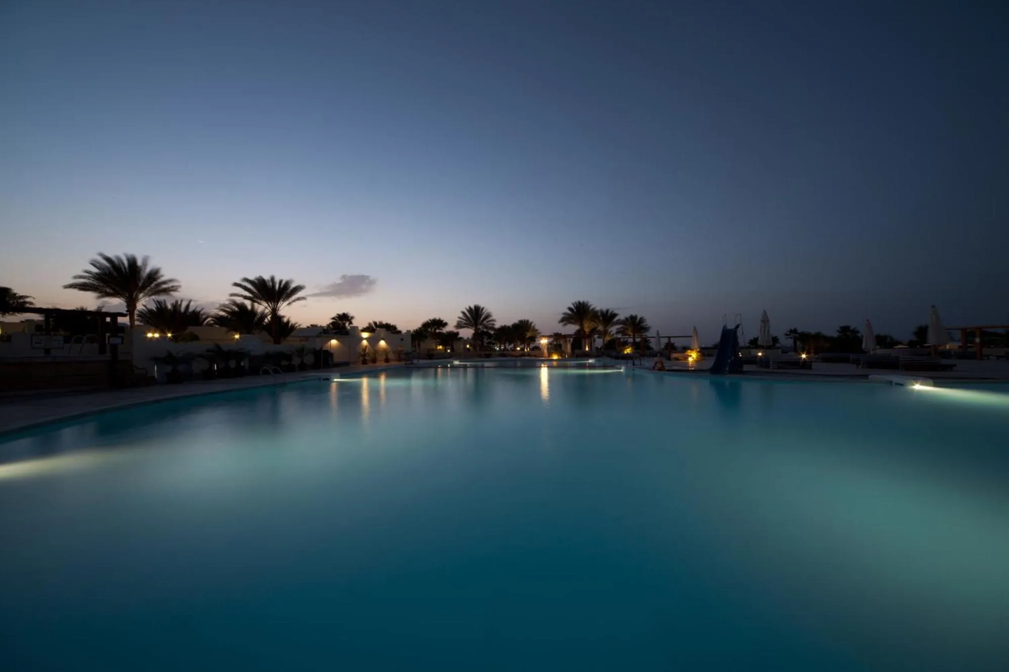 Swimming pool in Hurghada Coral Beach Hotel