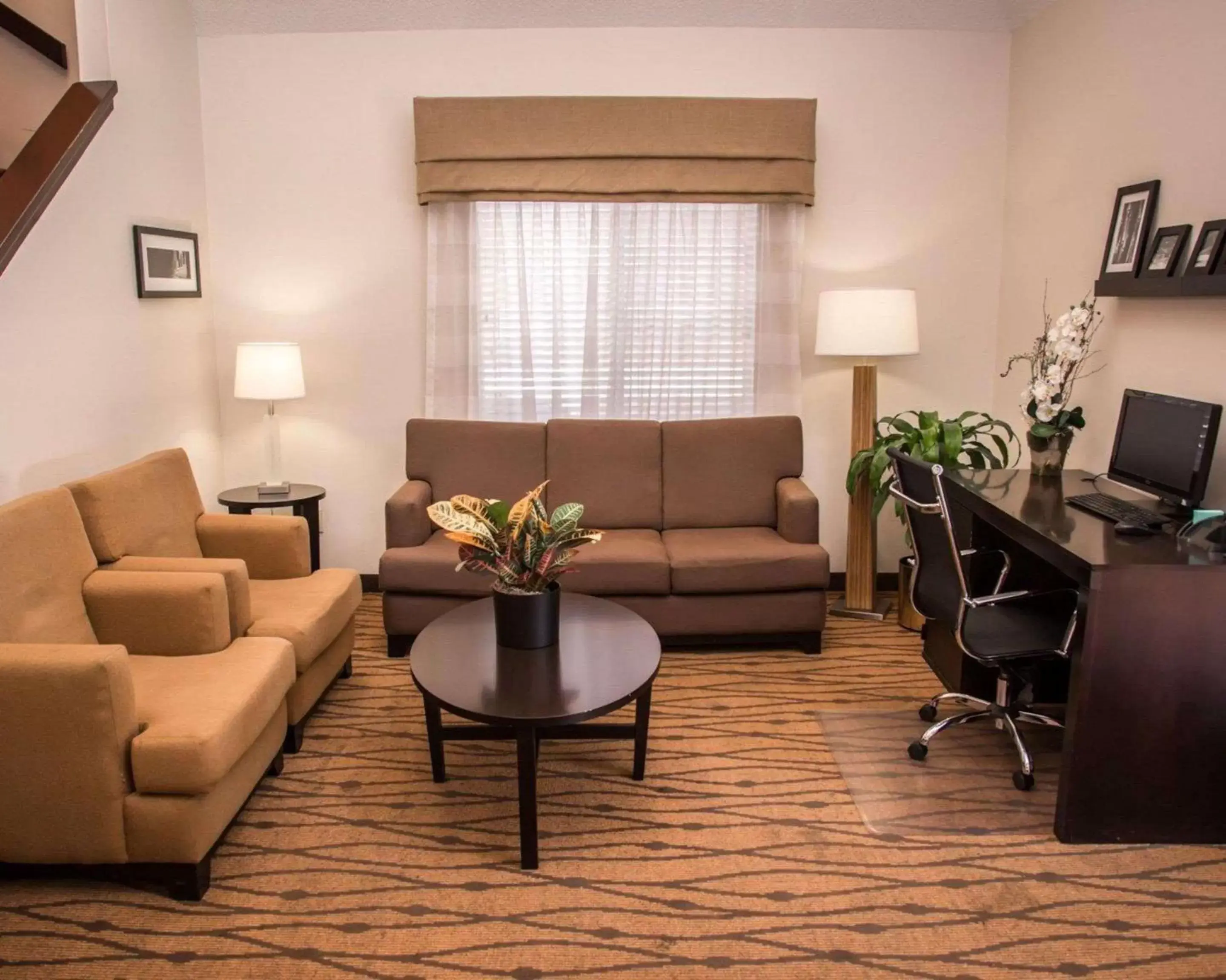 Lobby or reception, Seating Area in Sleep Inn & Suites at Concord Mills