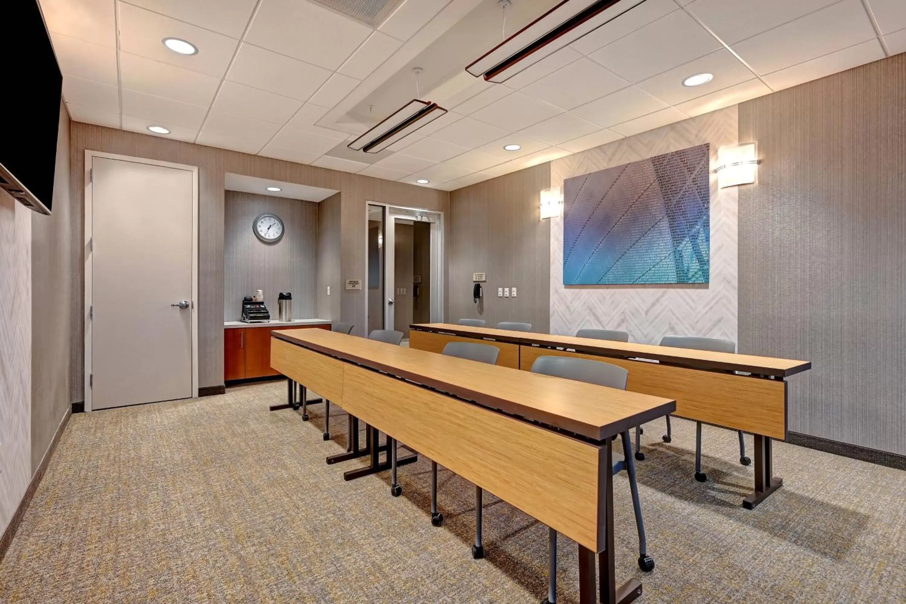 Meeting/conference room in SpringHill Suites by Marriott Albuquerque University Area