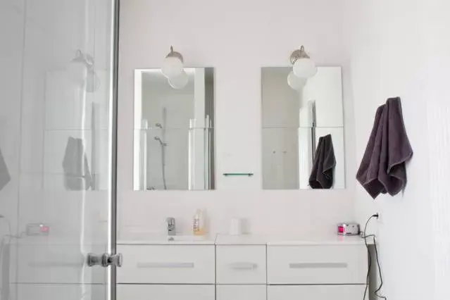 Budget Double Room in Minihotel Graz Budget Double Room in Minihotel Graz