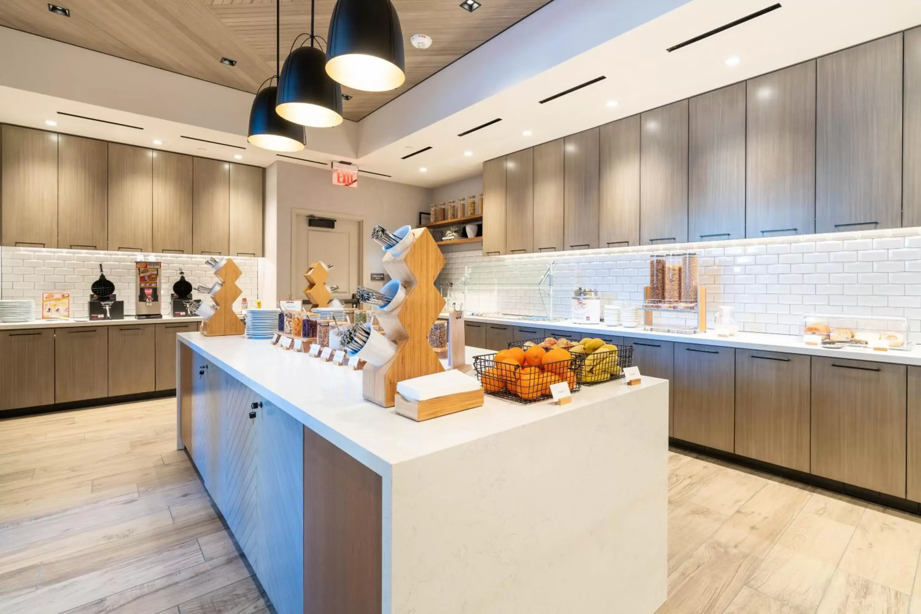 Breakfast, Kitchen/Kitchenette in Residence Inn by Marriott San Francisco Airport Millbrae Station