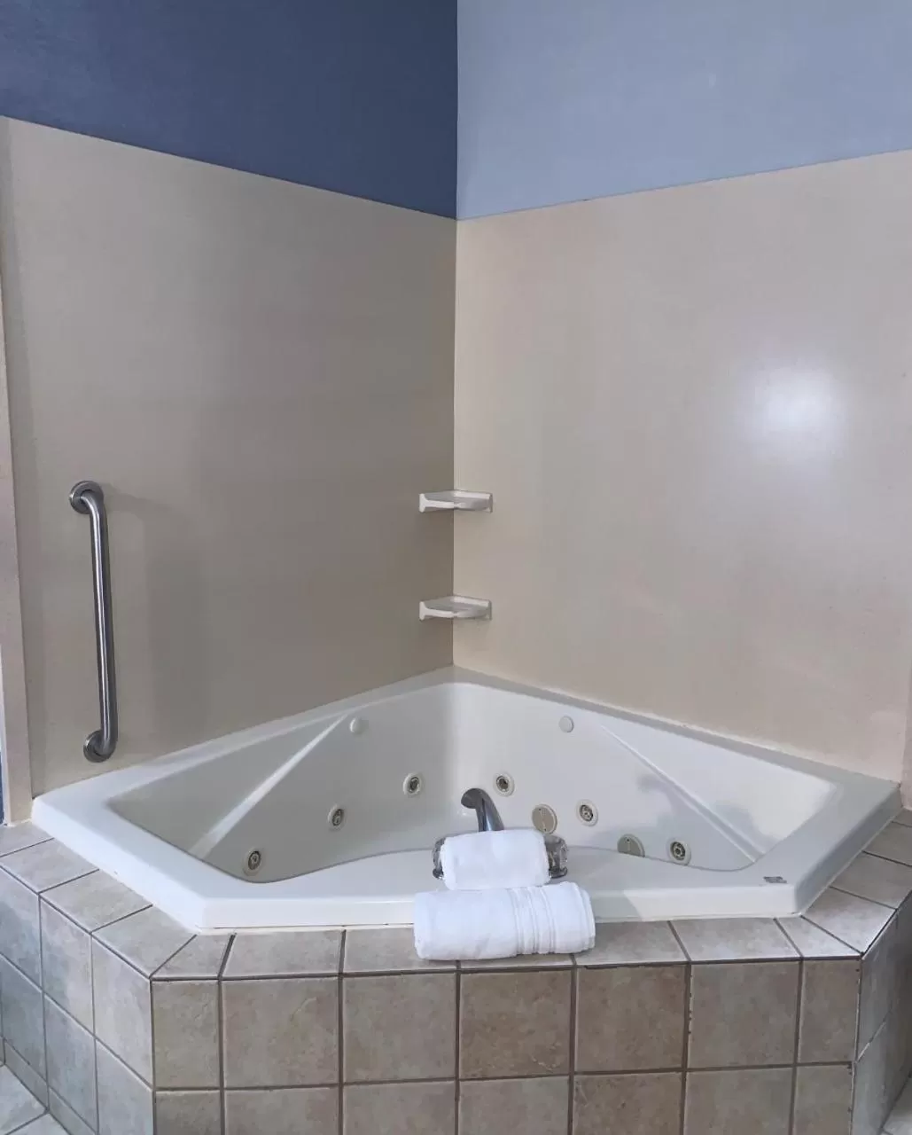 Hot Tub in Days Inn by Wyndham, Glen Allen - Richmond North