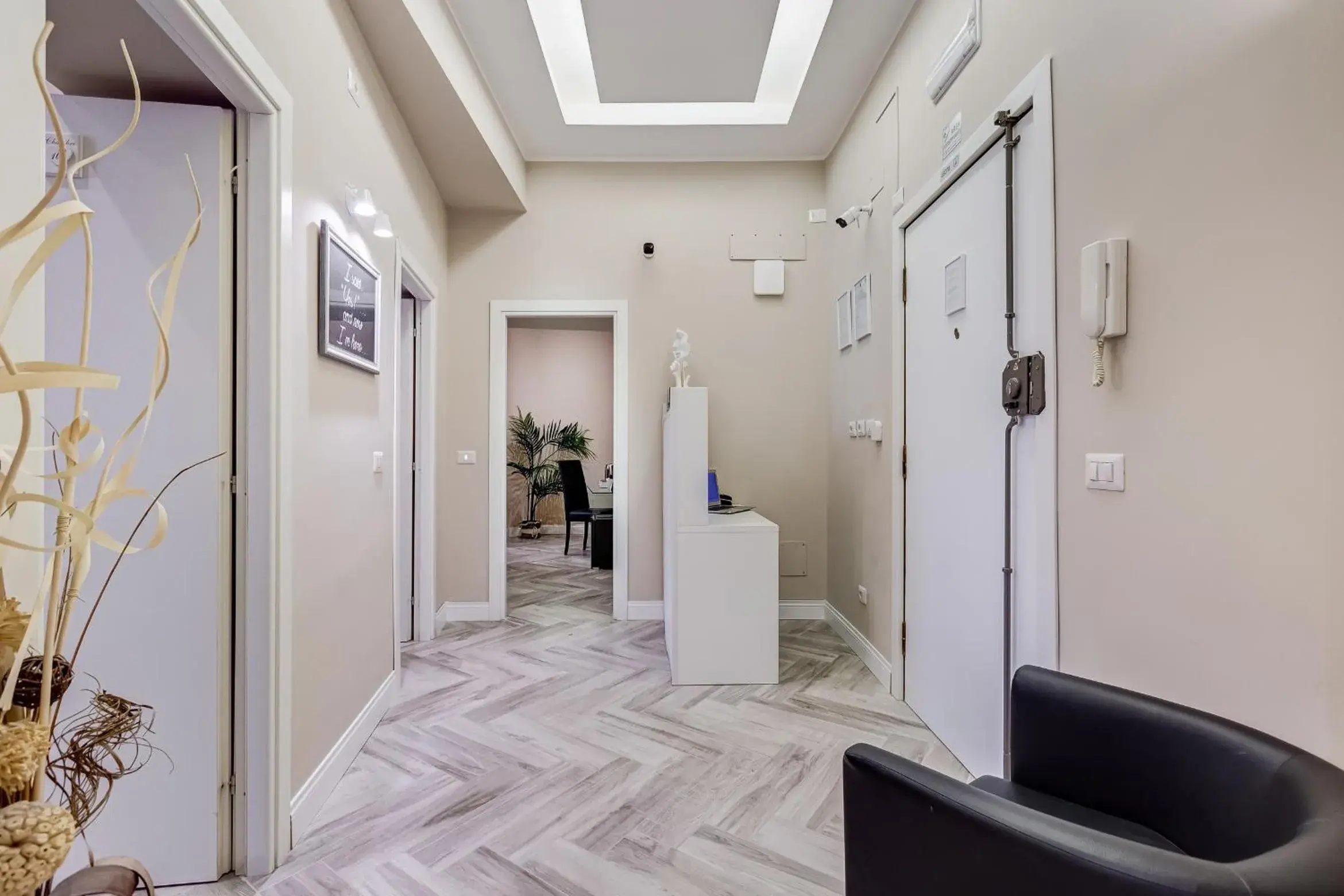 Lobby or reception in Hanky Suite Lobby or reception in Hanky Suite