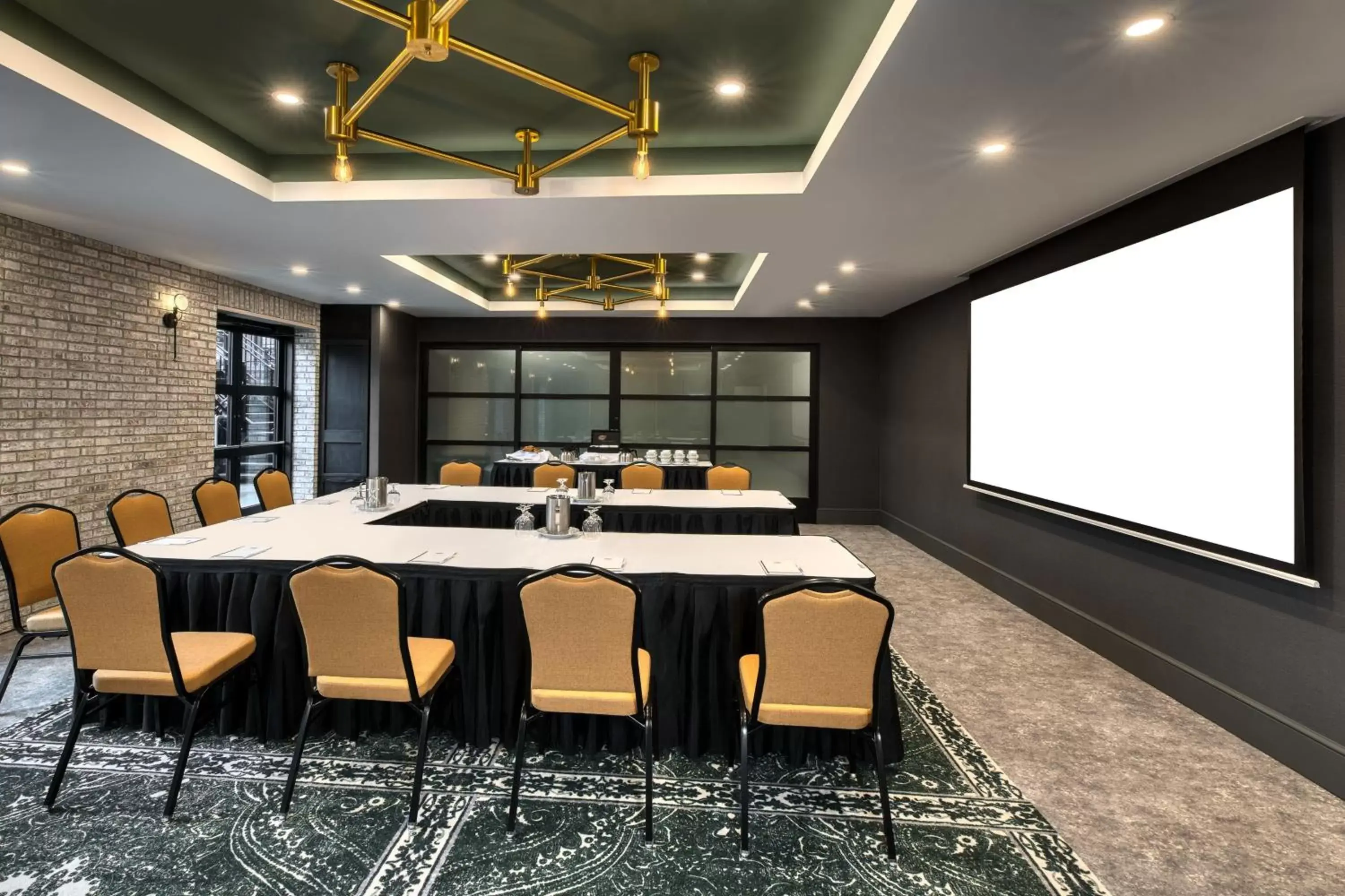 Meeting/conference room in The Insignia Hotel, Sarnia, a Tribute Portfolio Hotel