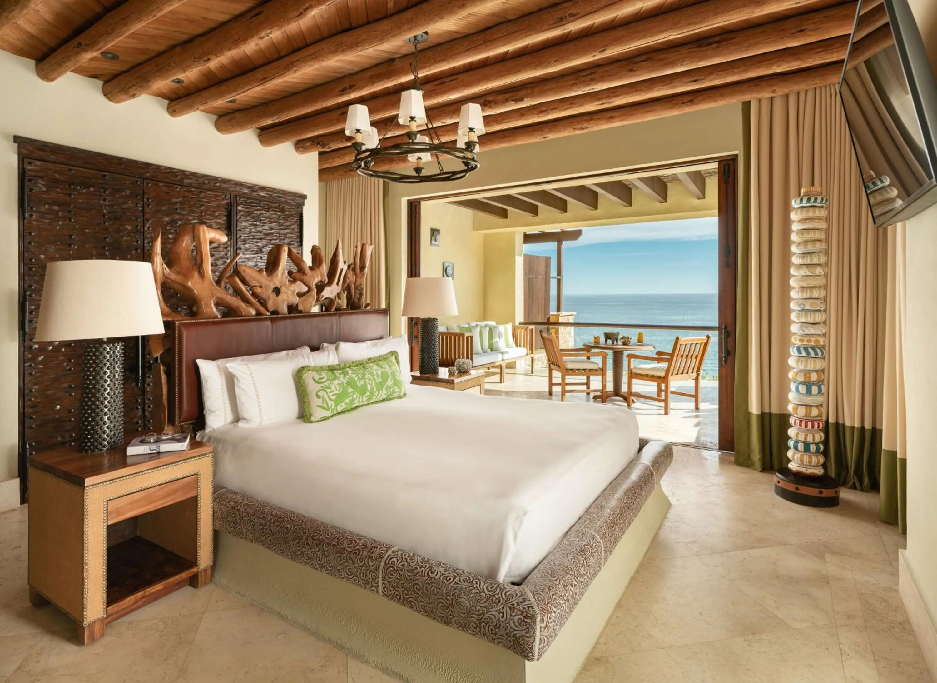Bedroom, Bed in Waldorf Astoria Los Cabos Pedregal