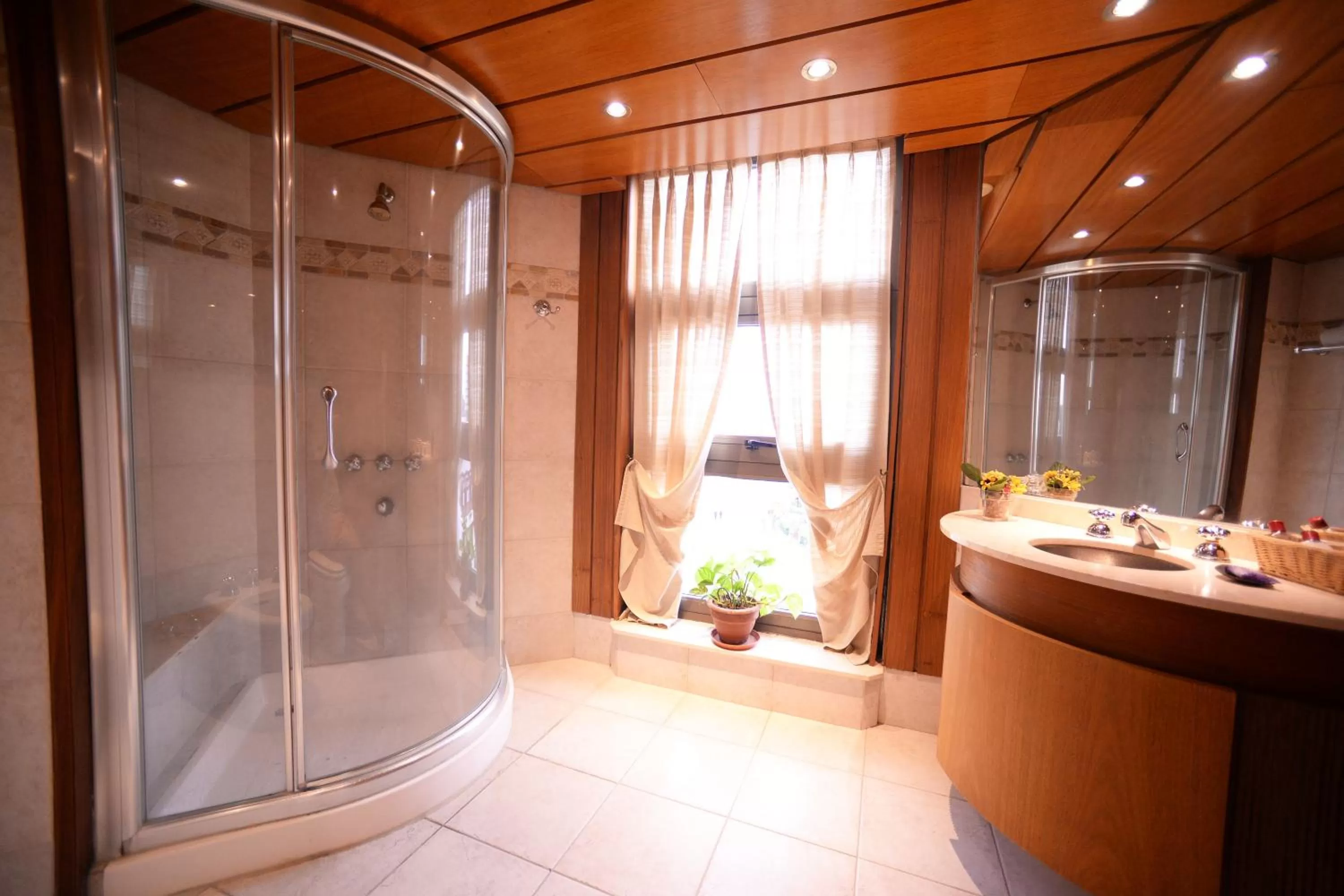 Bathroom in Hosteria Tequendama Classic & Resort