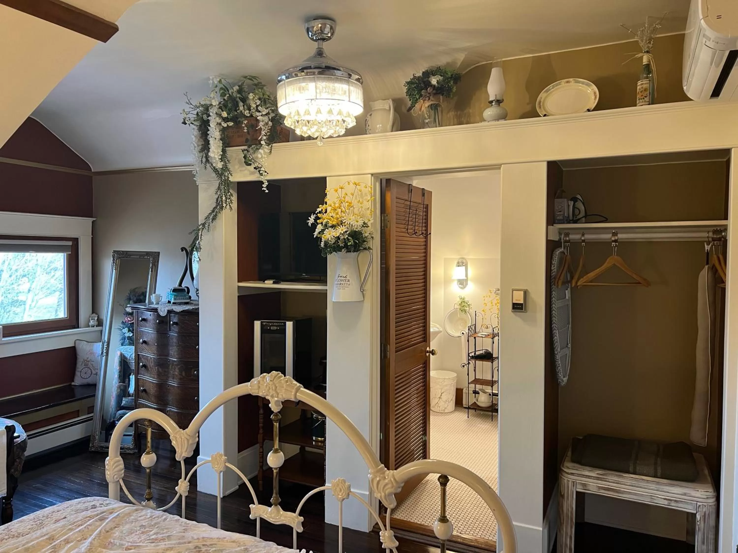 Bed in The Abriendo Inn