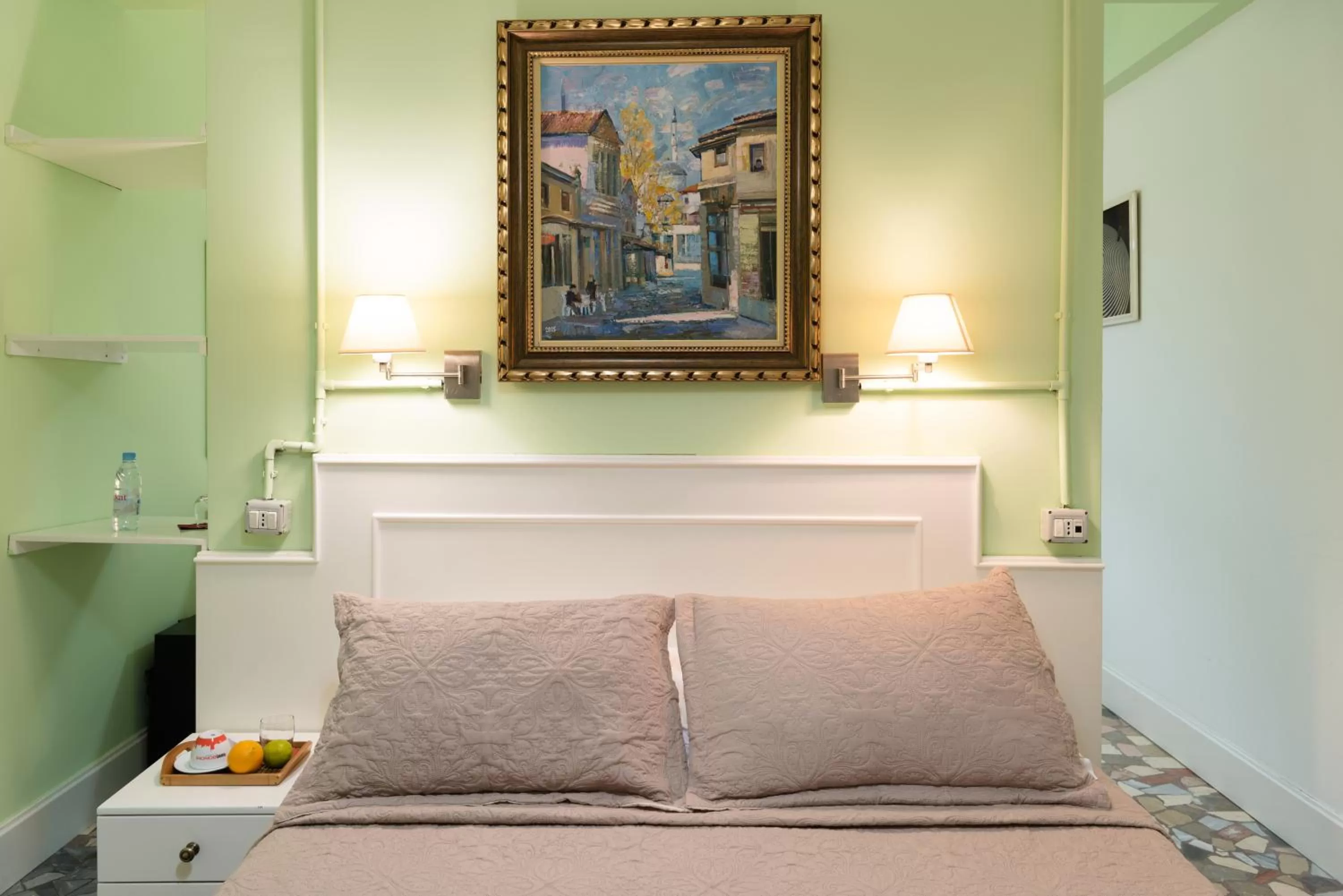 Bed in Artistic Tirana Blloku