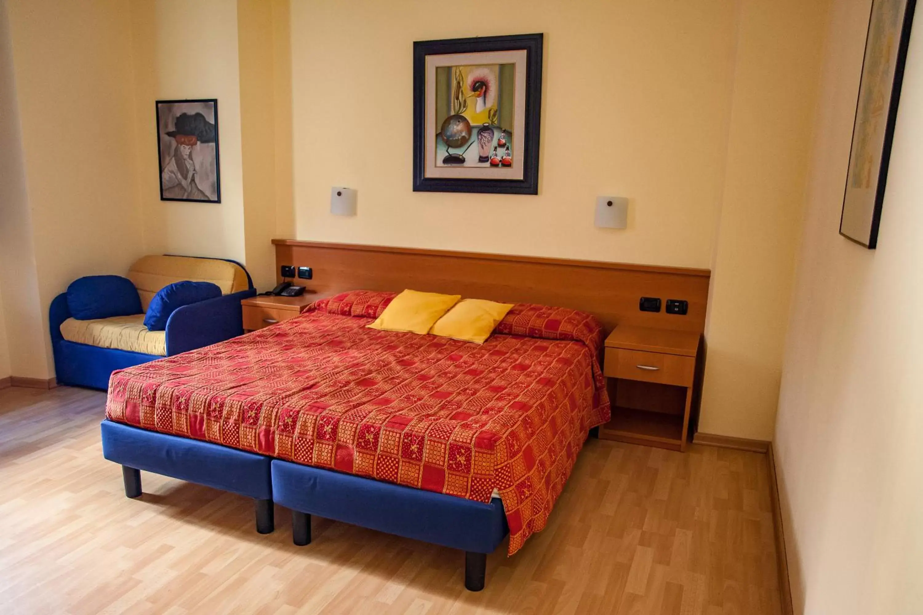 Photo of the whole room, Bed in Hotel Garni Le Corti