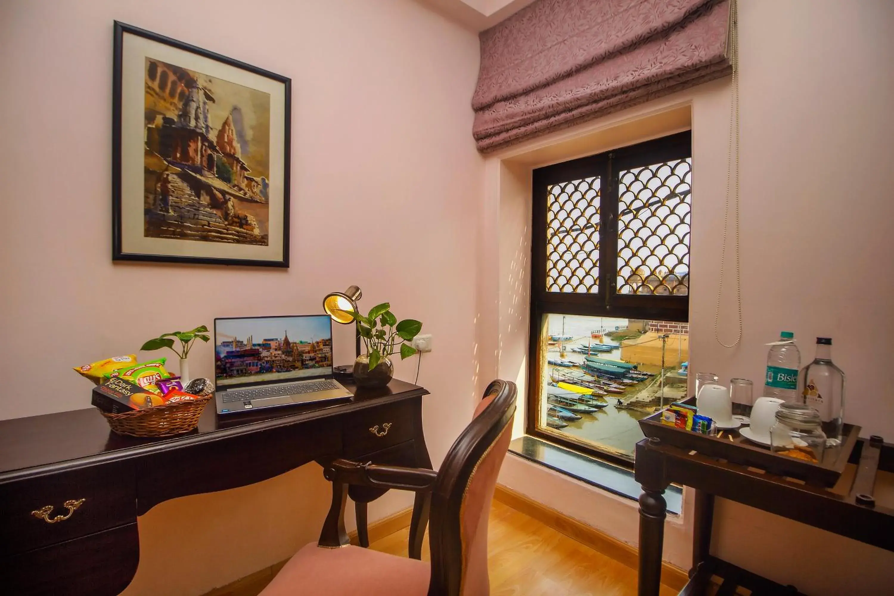 Seating area in Suryauday Haveli - An Amritara Resort