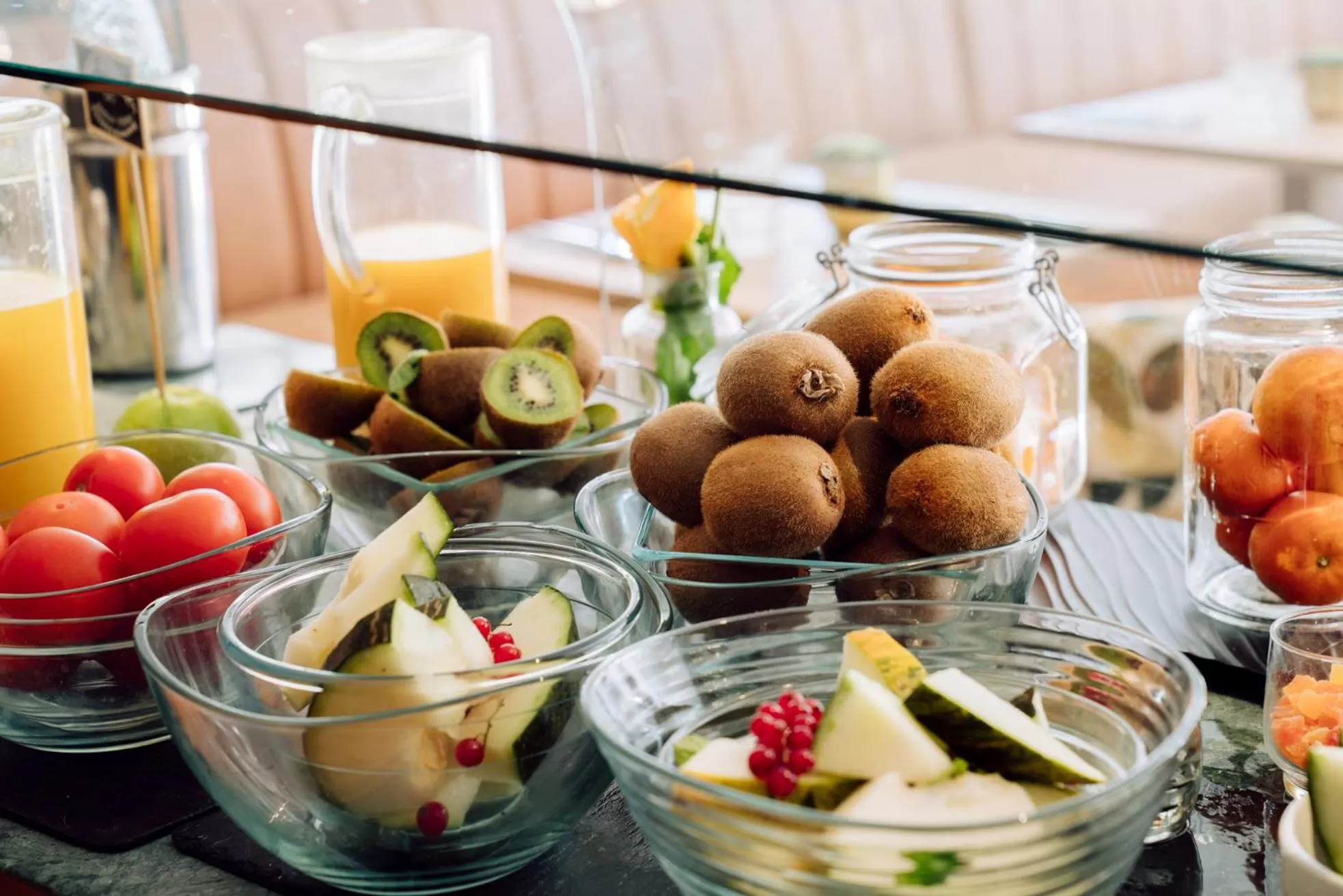 Buffet breakfast in Chic & Basic Velvet