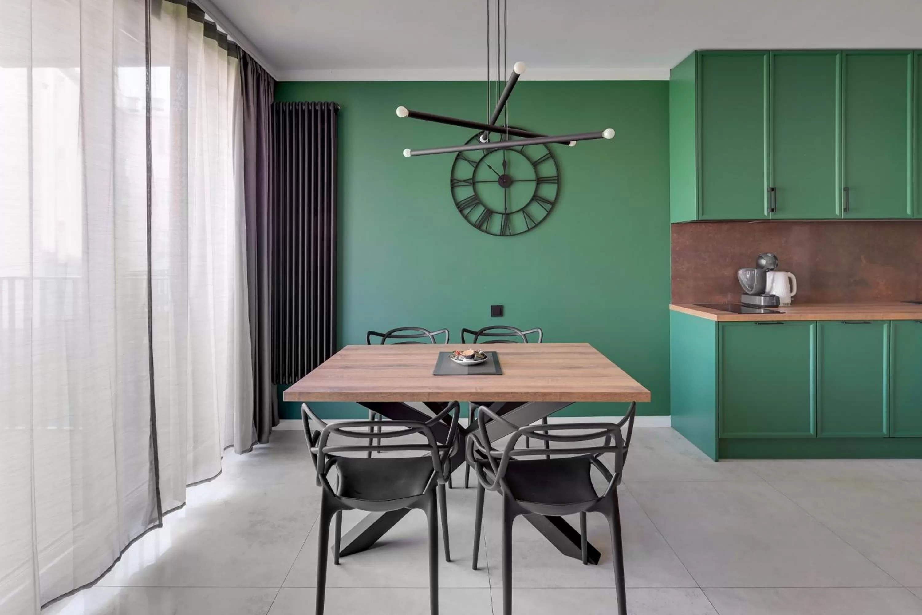 Dining area in RentPlanet - Apartamenty Chlebova