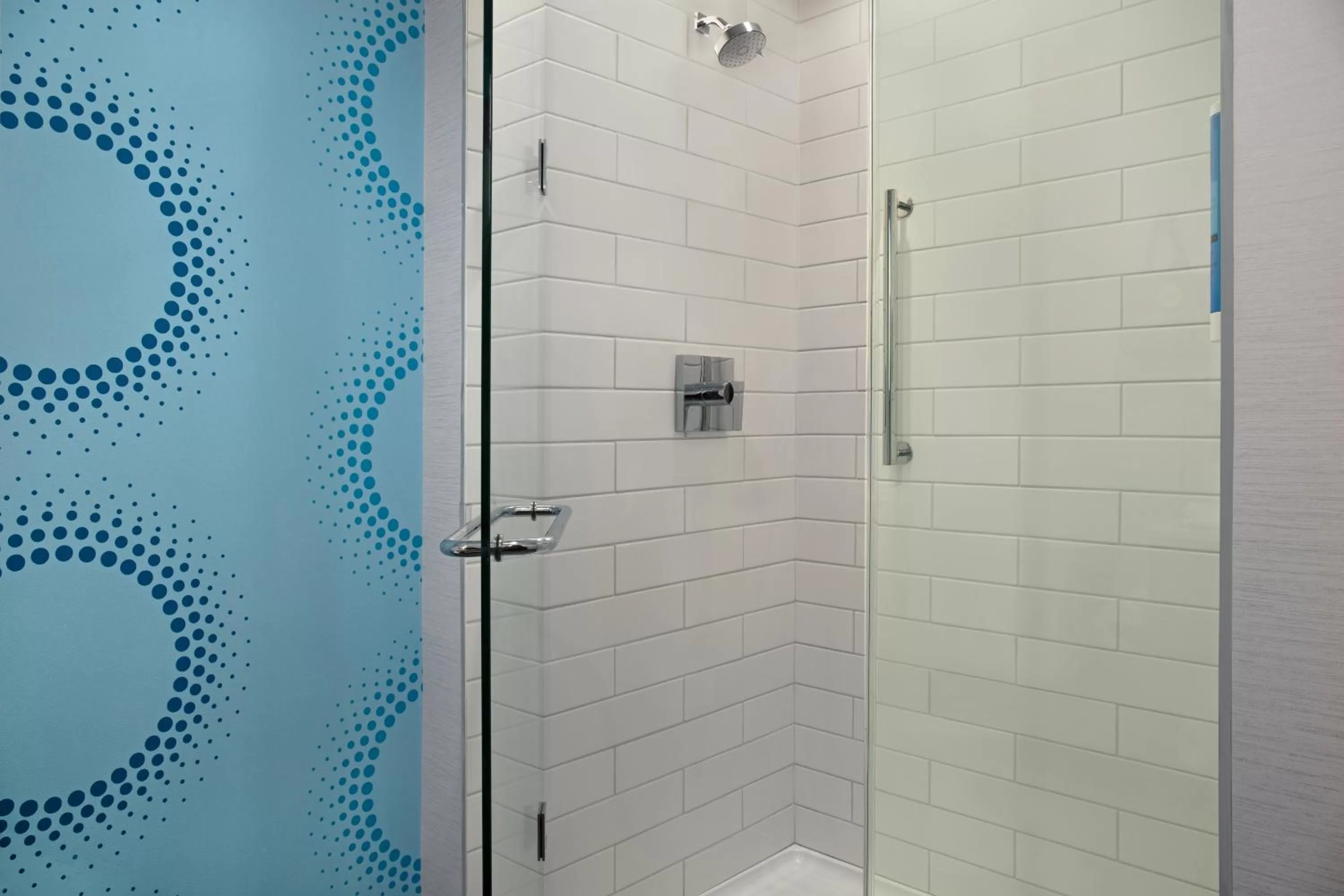 Bathroom in Tru By Hilton Toronto Airport West