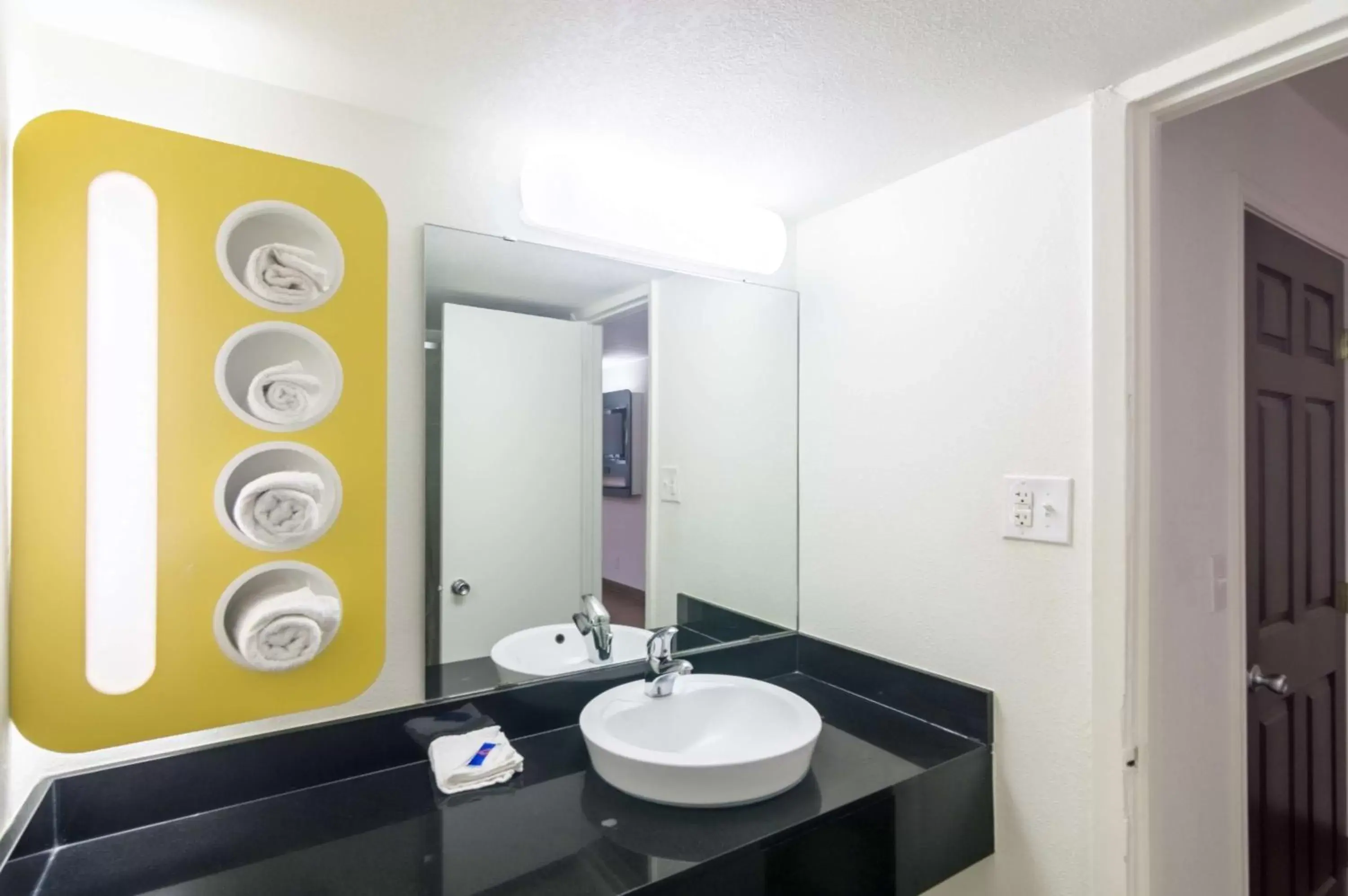 Bathroom in Motel 6-Wichita Falls, TX - North