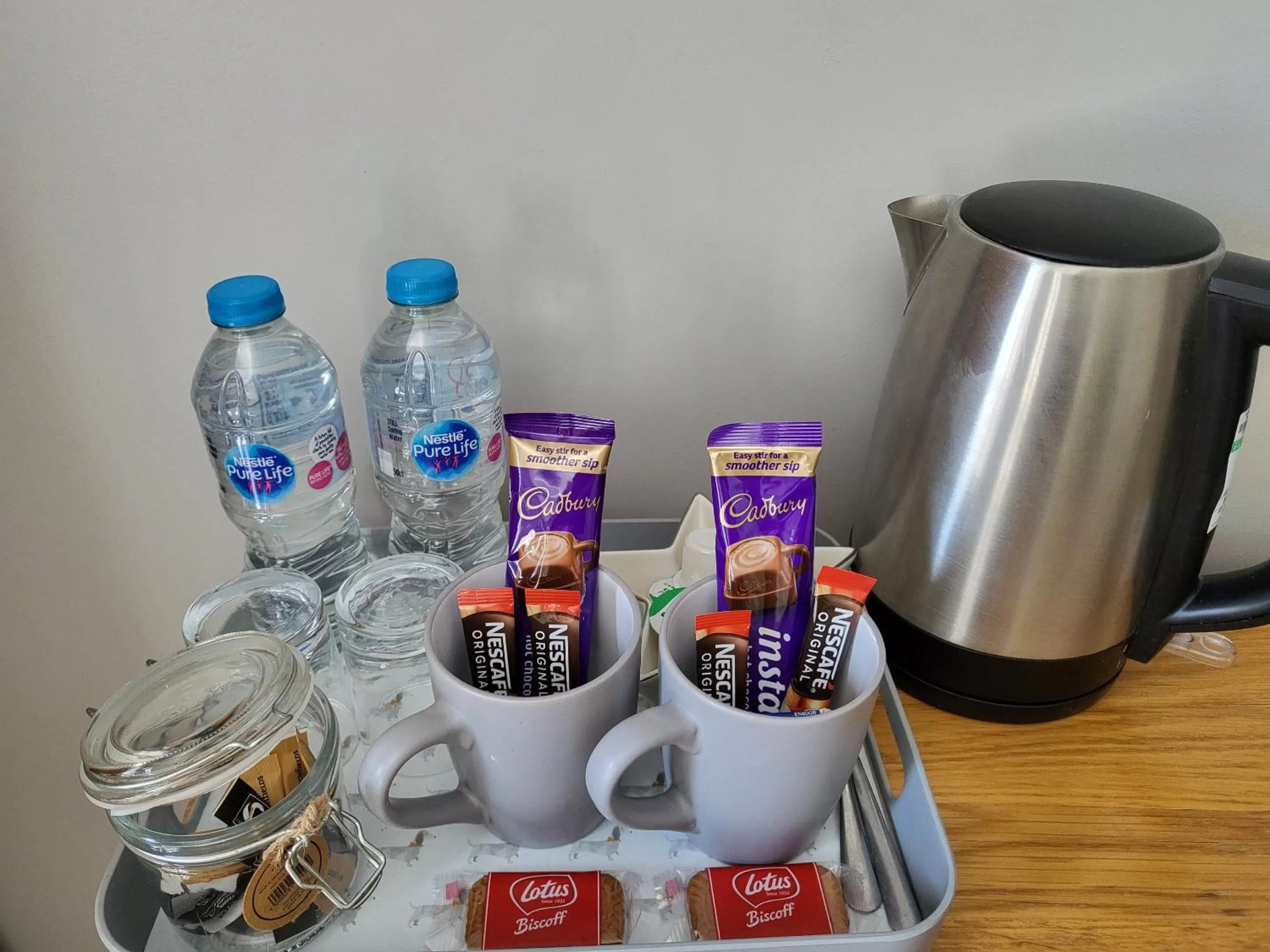 Bedroom in The Lamb and Flag