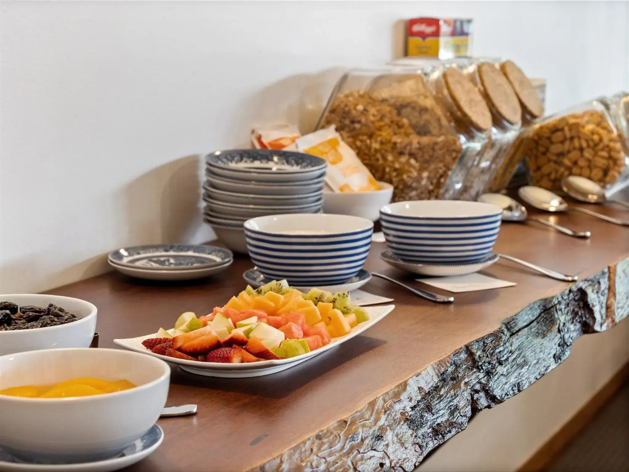 Breakfast in The Noble Grape Guesthouse Breakfast in The Noble Grape Guesthouse