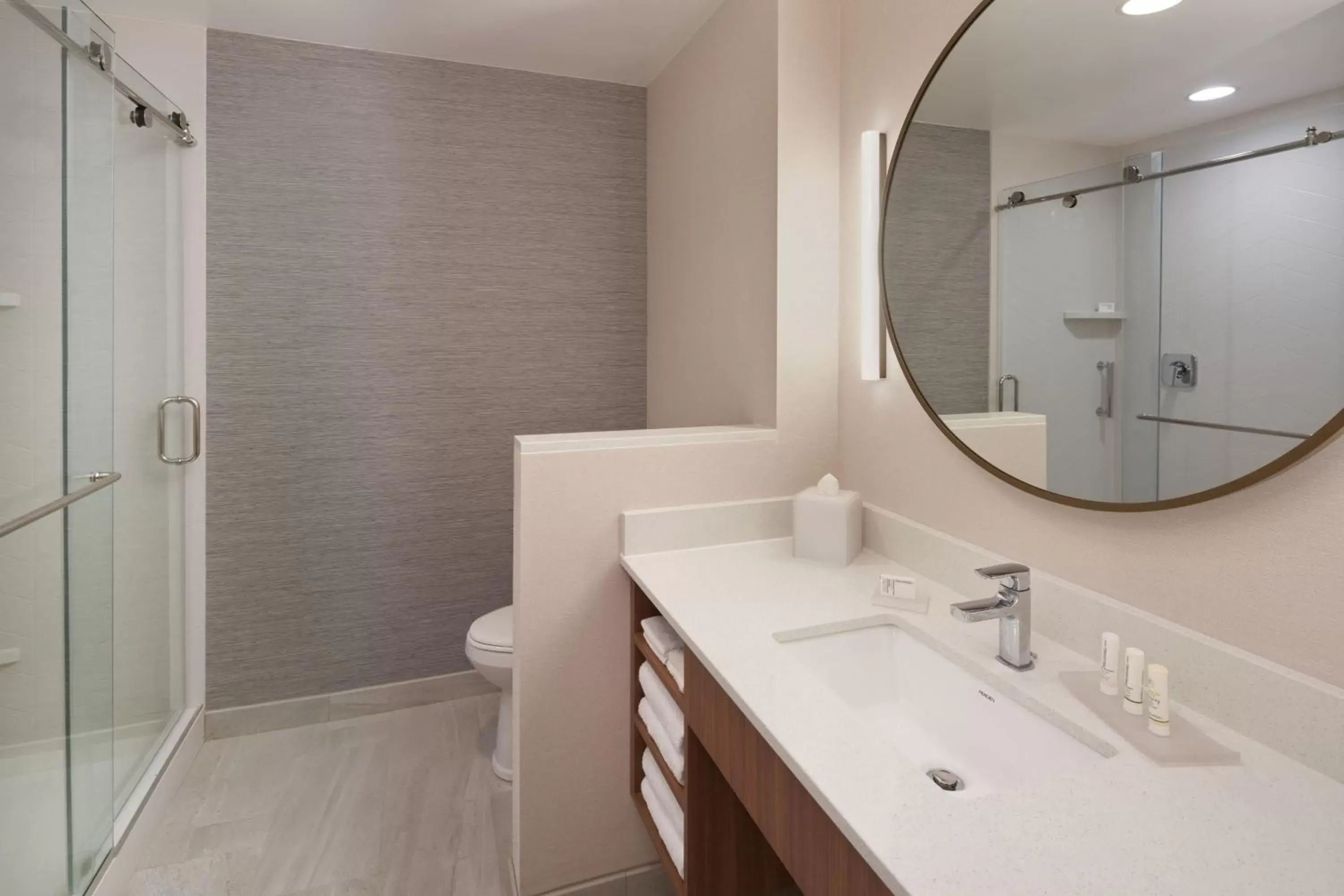 Bathroom in Fairfield by Marriott Inn & Suites West Palm Beach