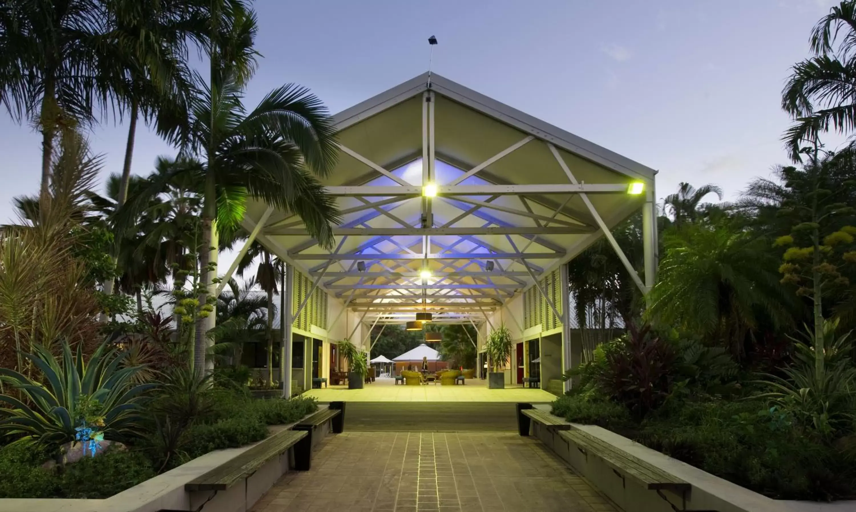 Facade/entrance, Property Building in Mercure Townsville