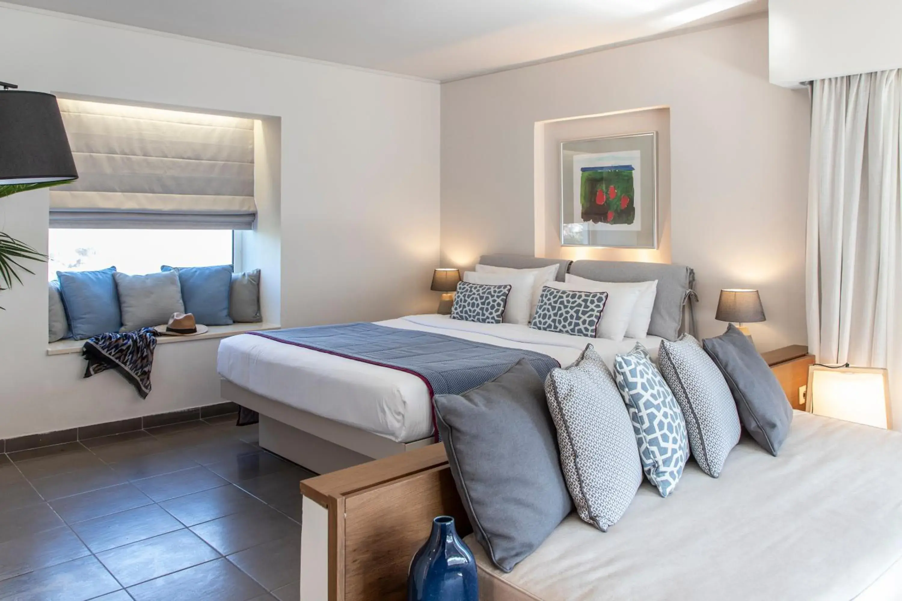 Bedroom, Bed in Eden Roc Resort - All Inclusive