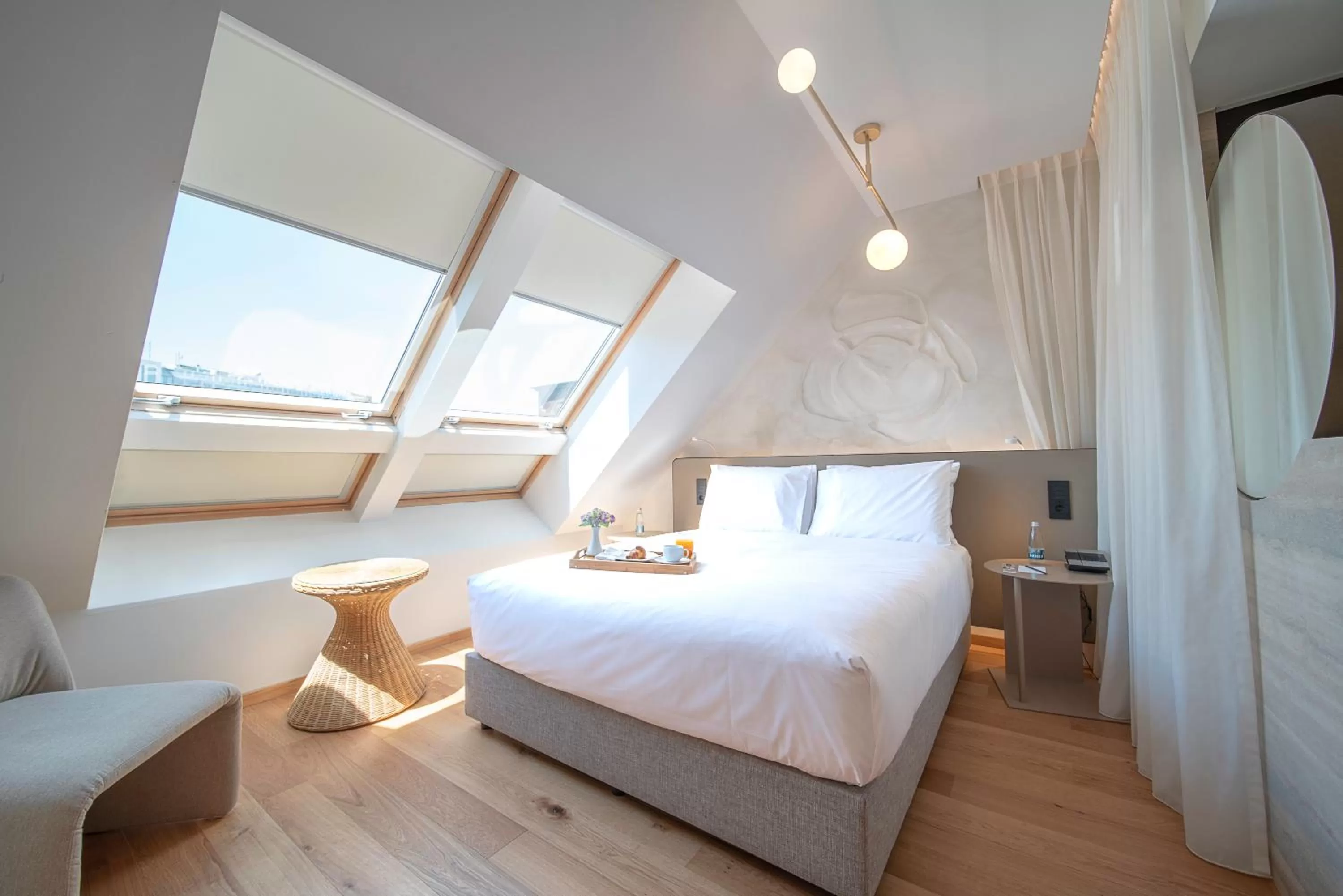 Bedroom, Bed in Maison Sofia - MGallery