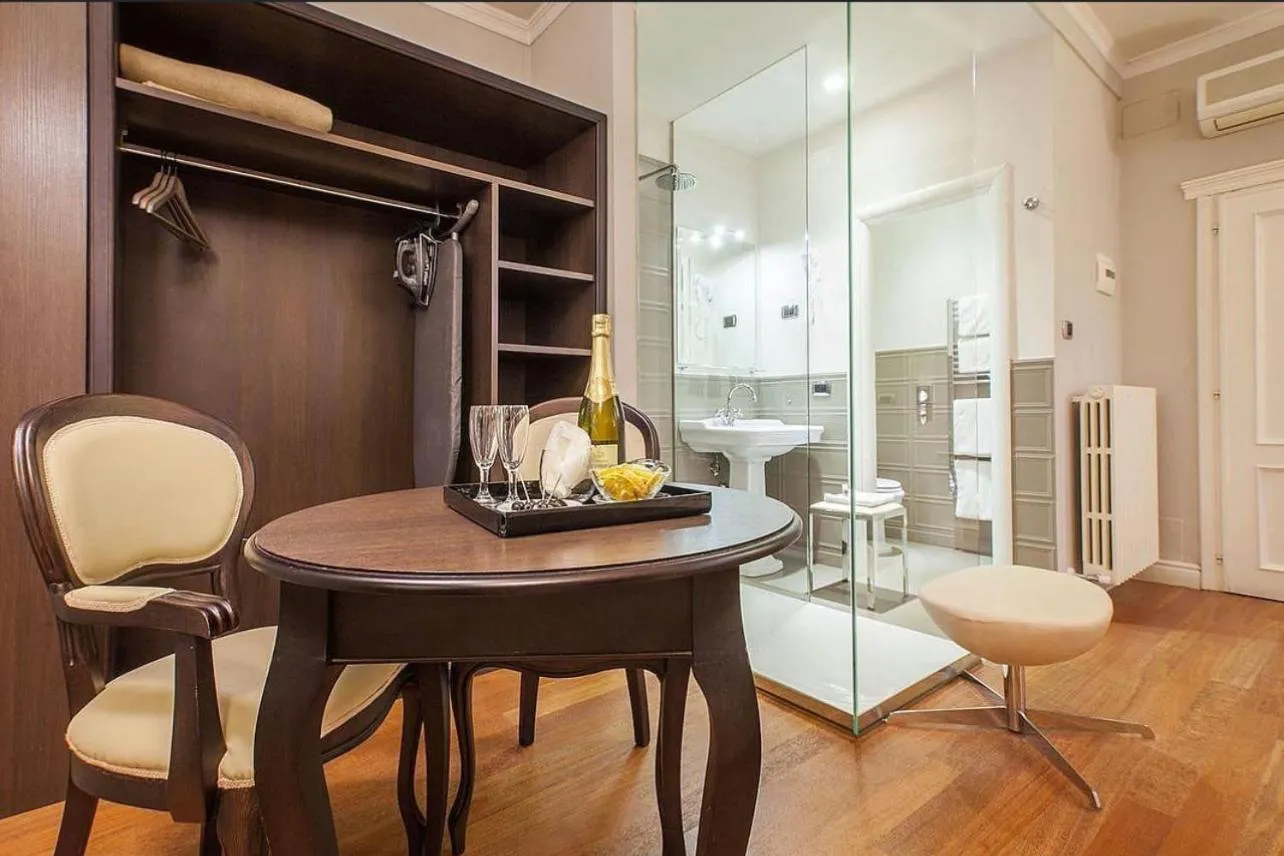 Bathroom in Hotel Lombardia