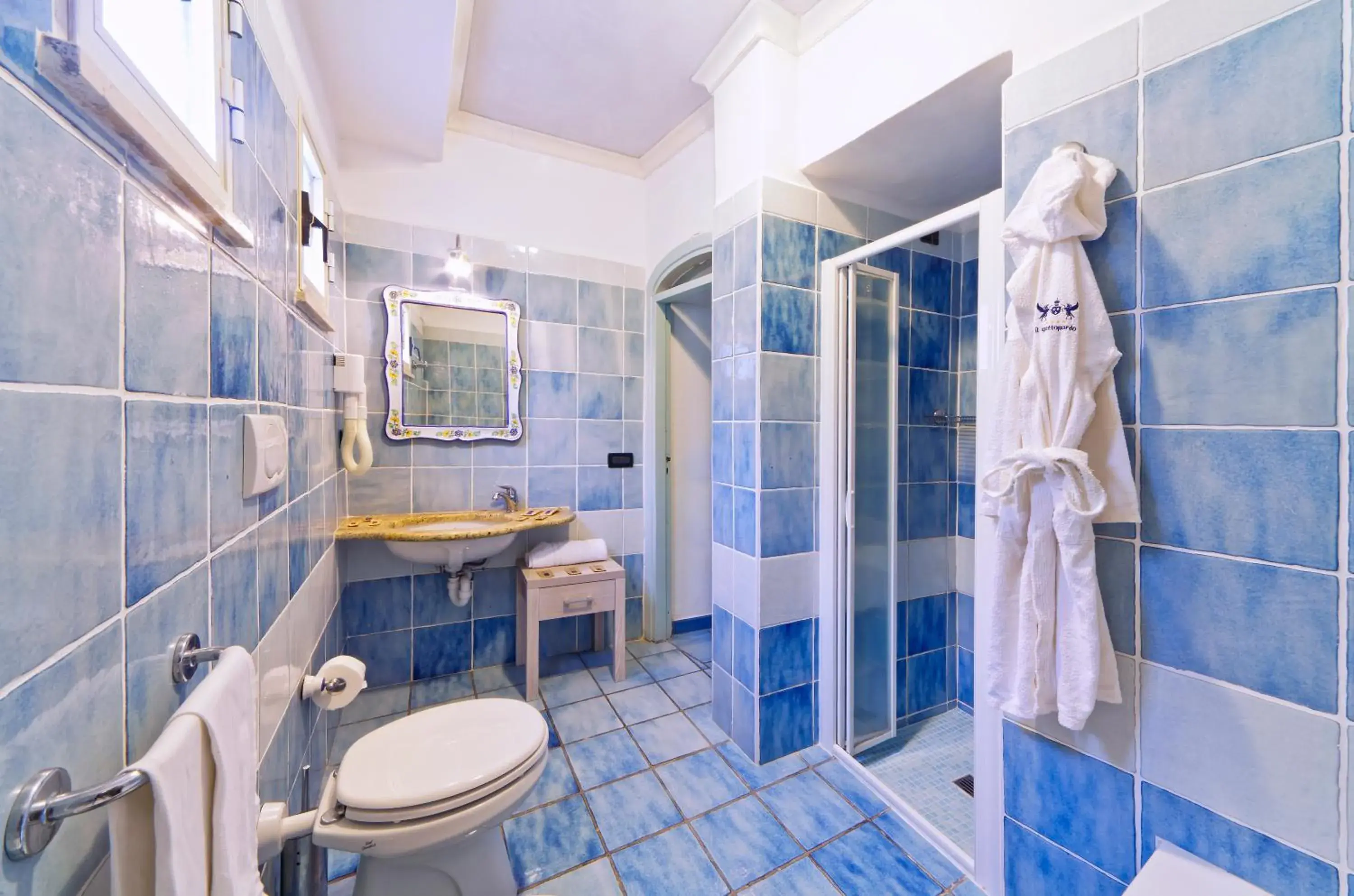 Shower, Bathroom in Il Gattopardo Hotel Terme & Beauty Farm