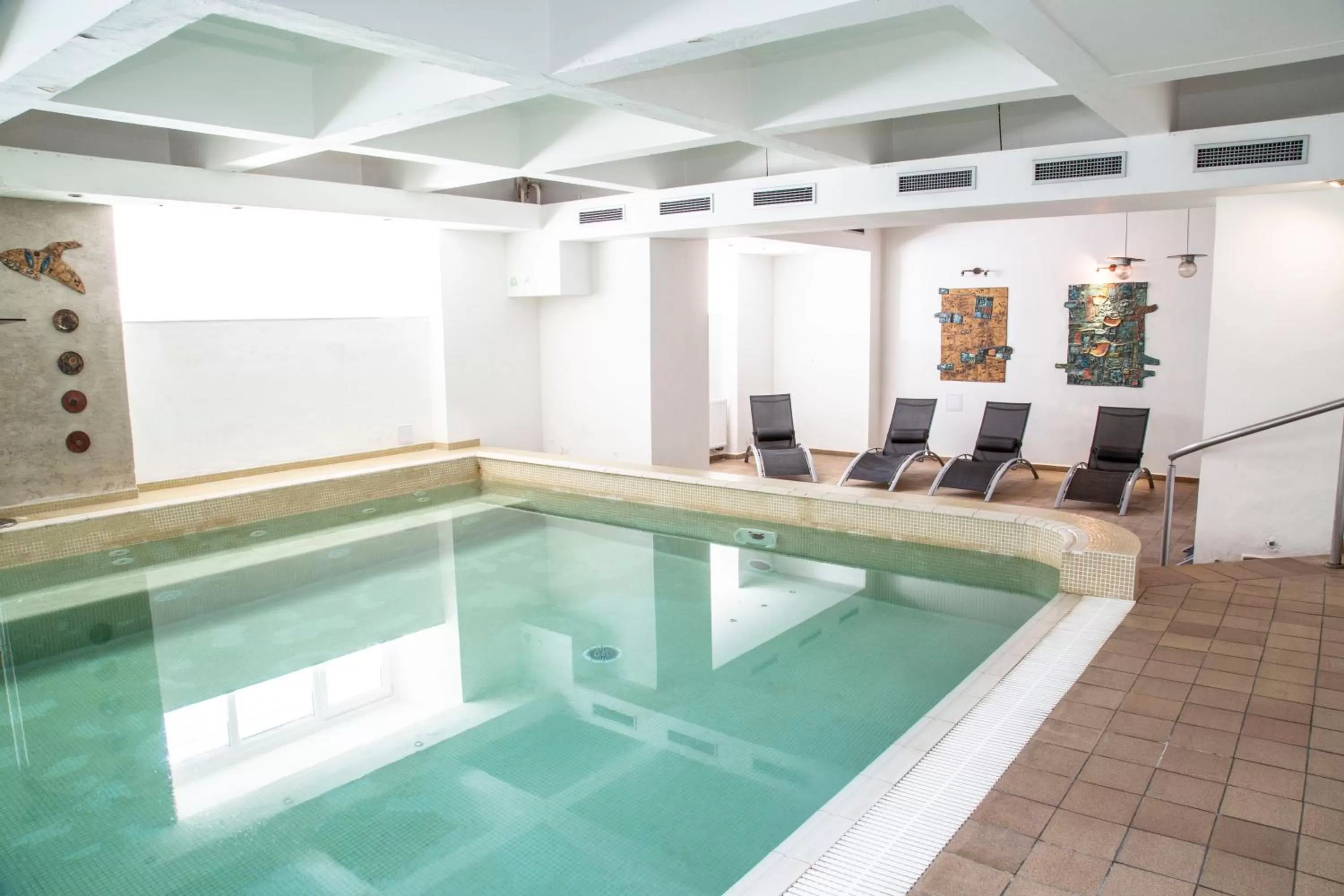 Swimming pool in Wellness Hotel Central
