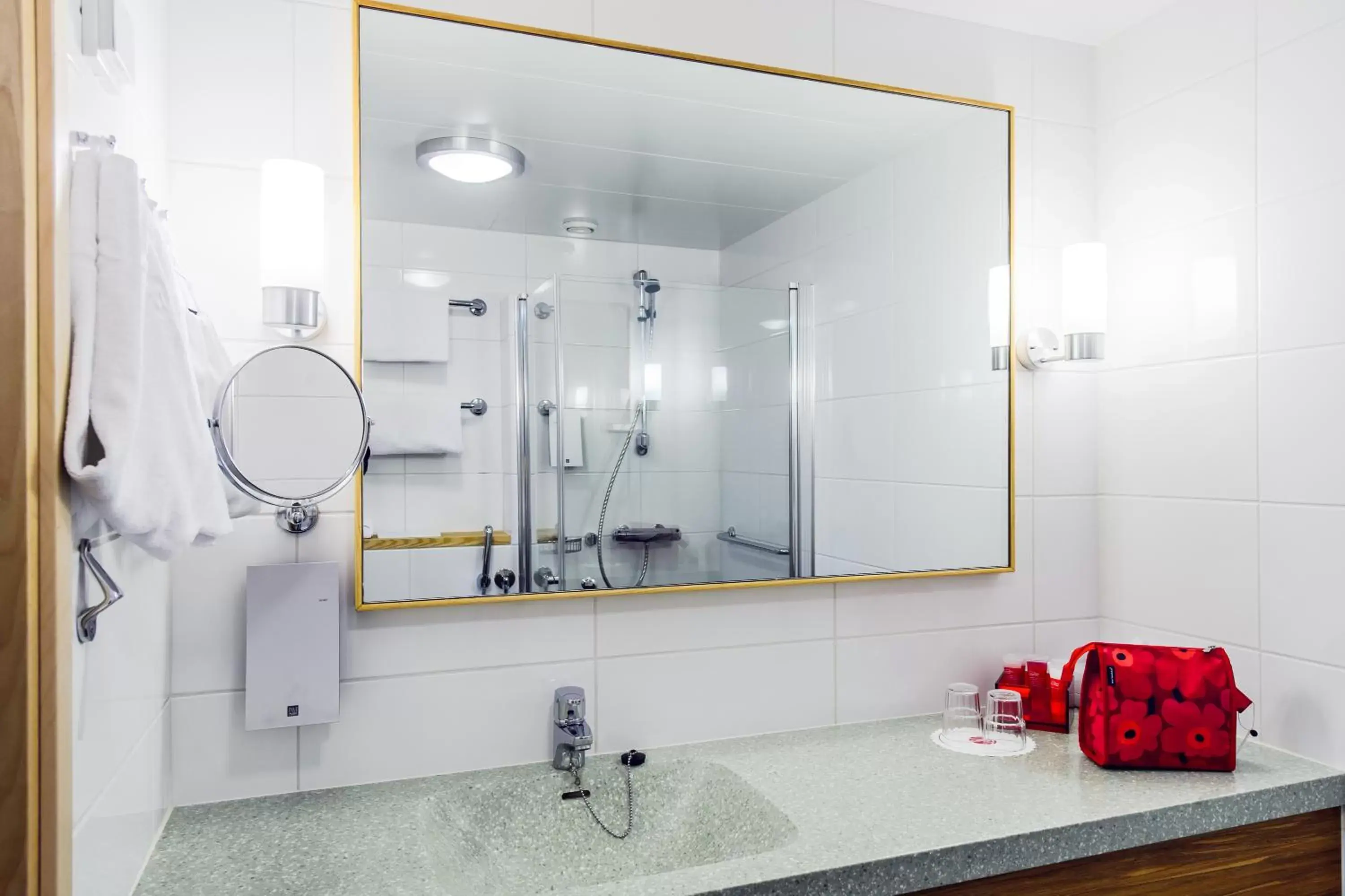 Bathroom in Original Sokos Hotel Tapiola Garden Espoo