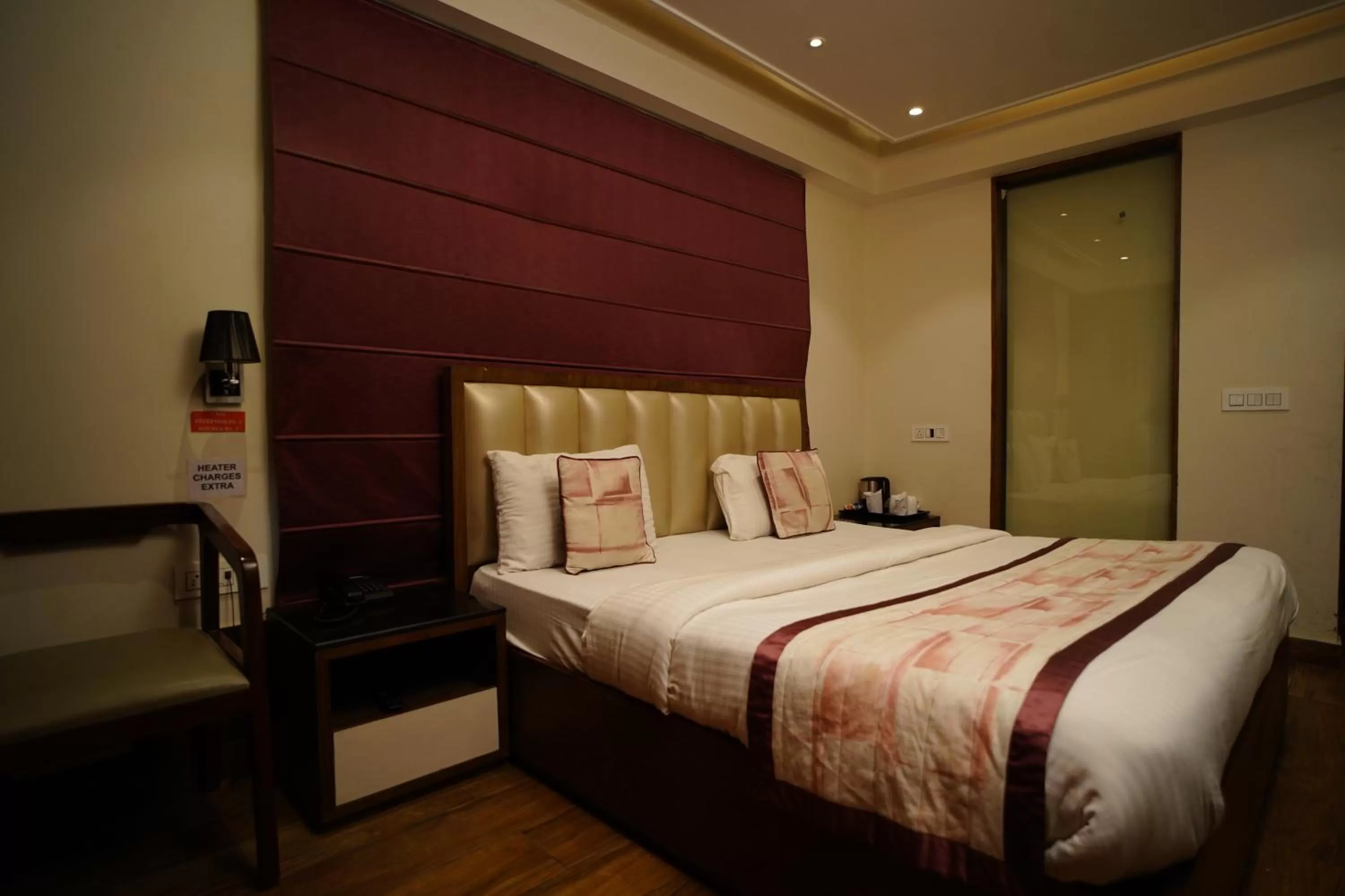 Bedroom, Bed in Mahaveer Shimla By Royal Collection Hotels