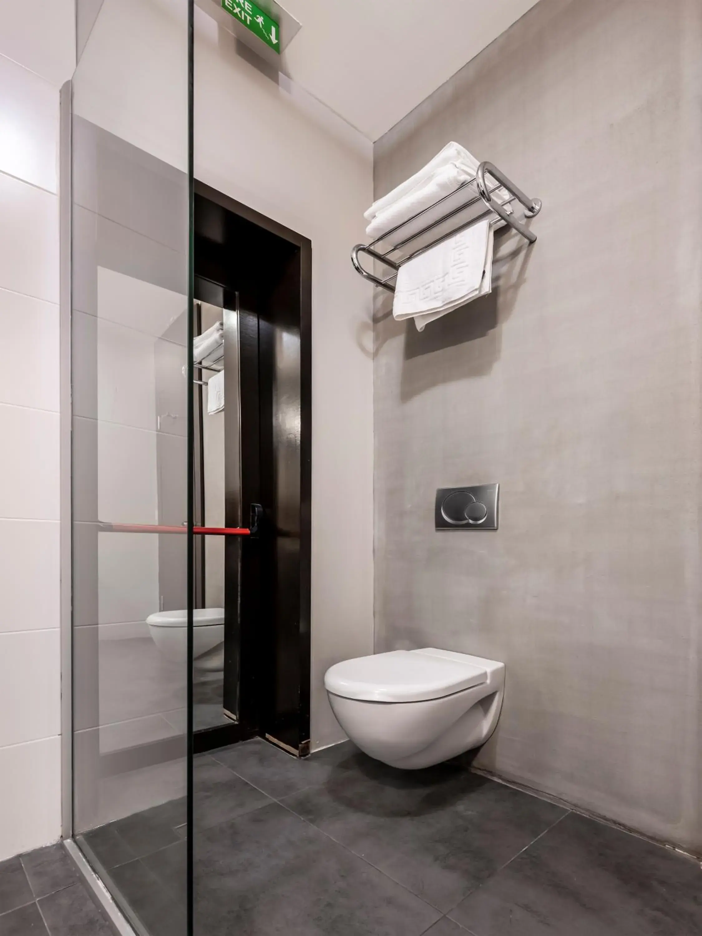 Toilet, Bathroom in Ansen Hotel and Suites
