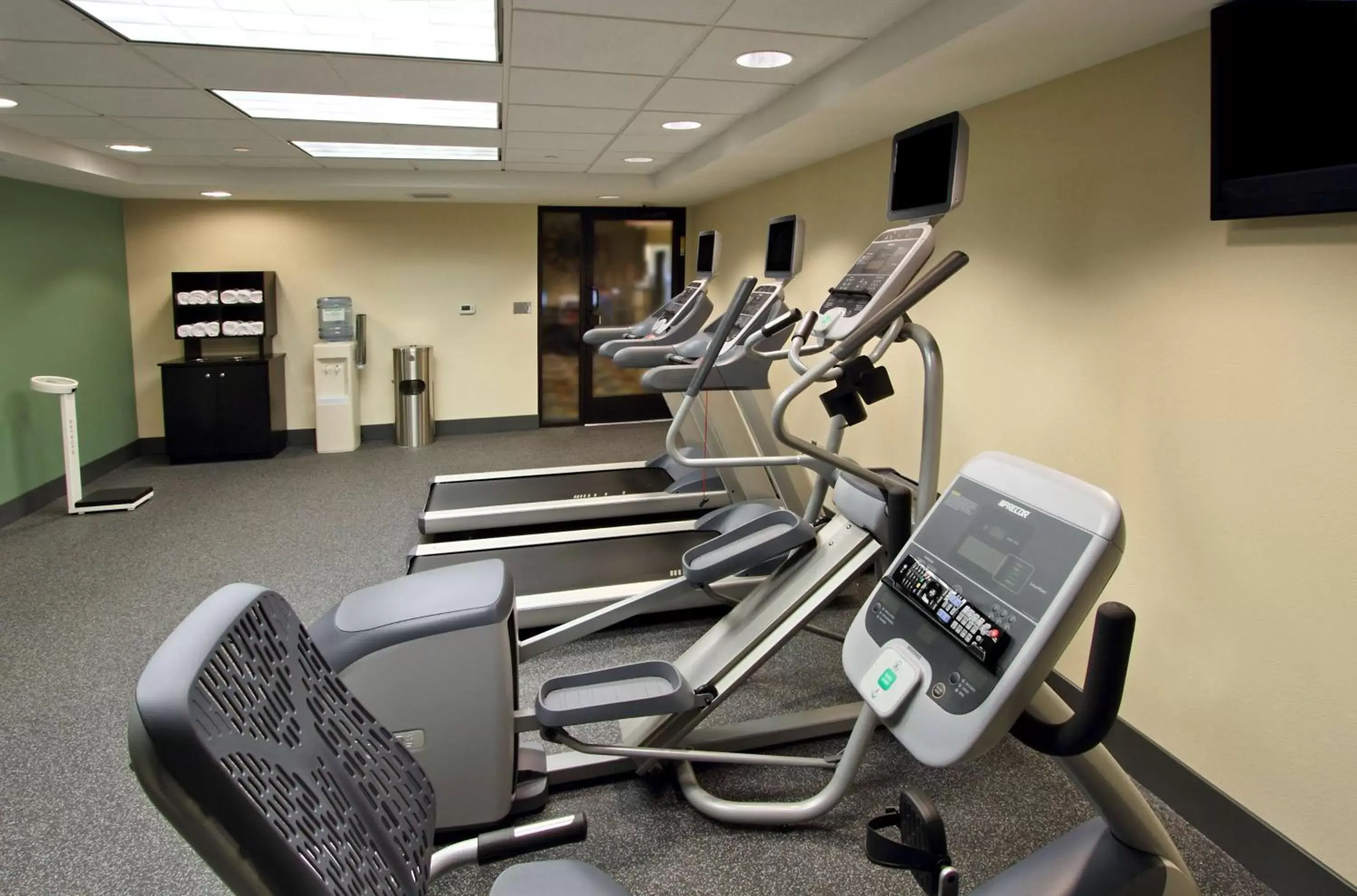 Fitness centre/facilities, Fitness Center/Facilities in Hampton Inn Hagerstown