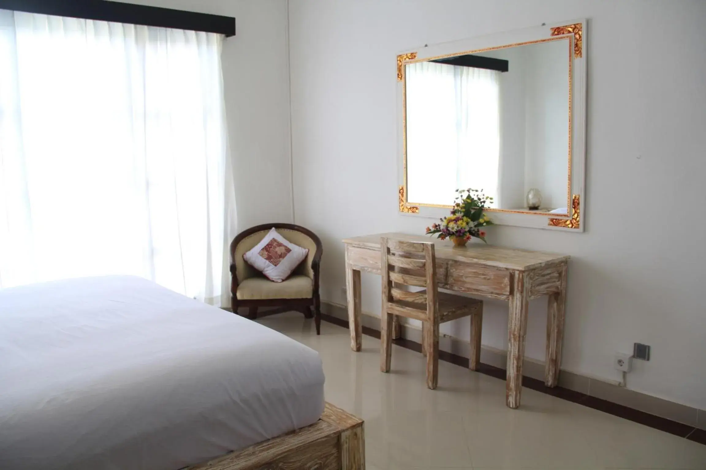 Bedroom, TV/Entertainment Center in Ketut Villa Sanur