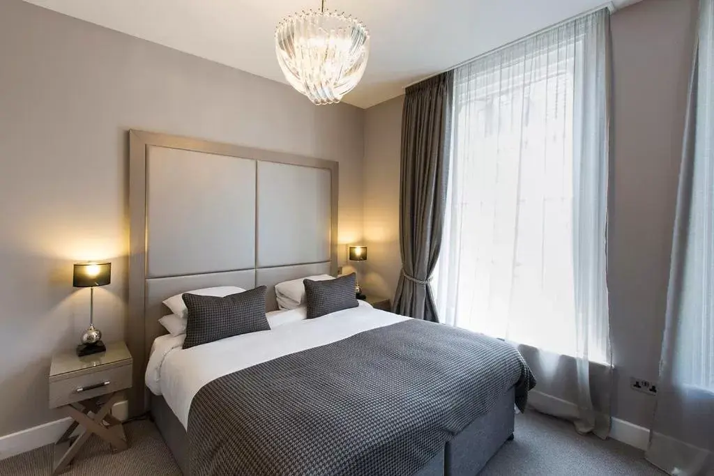 Townhouse Executive Double Room in One Warwick Park Hotel Townhouse Executive Double Room in One Warwick Park Hotel