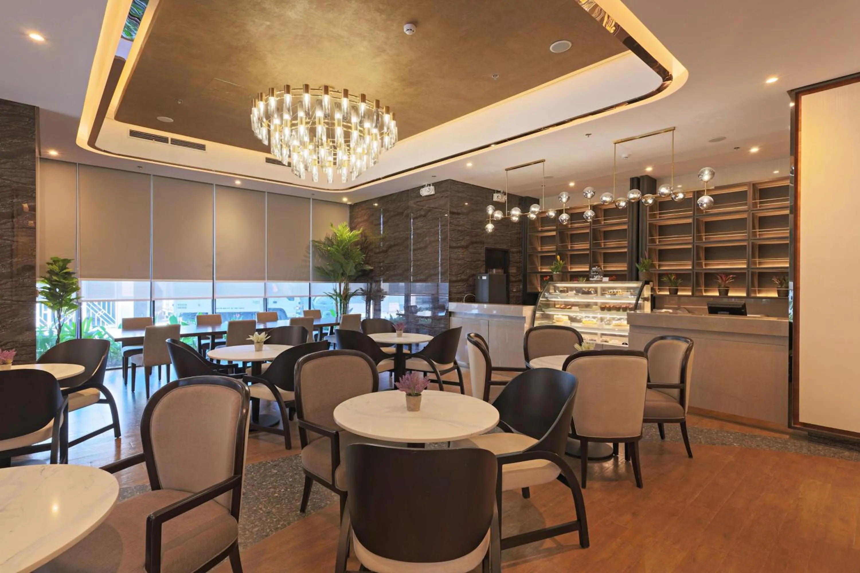 Lobby or reception in Best Western Plus Metro Clark