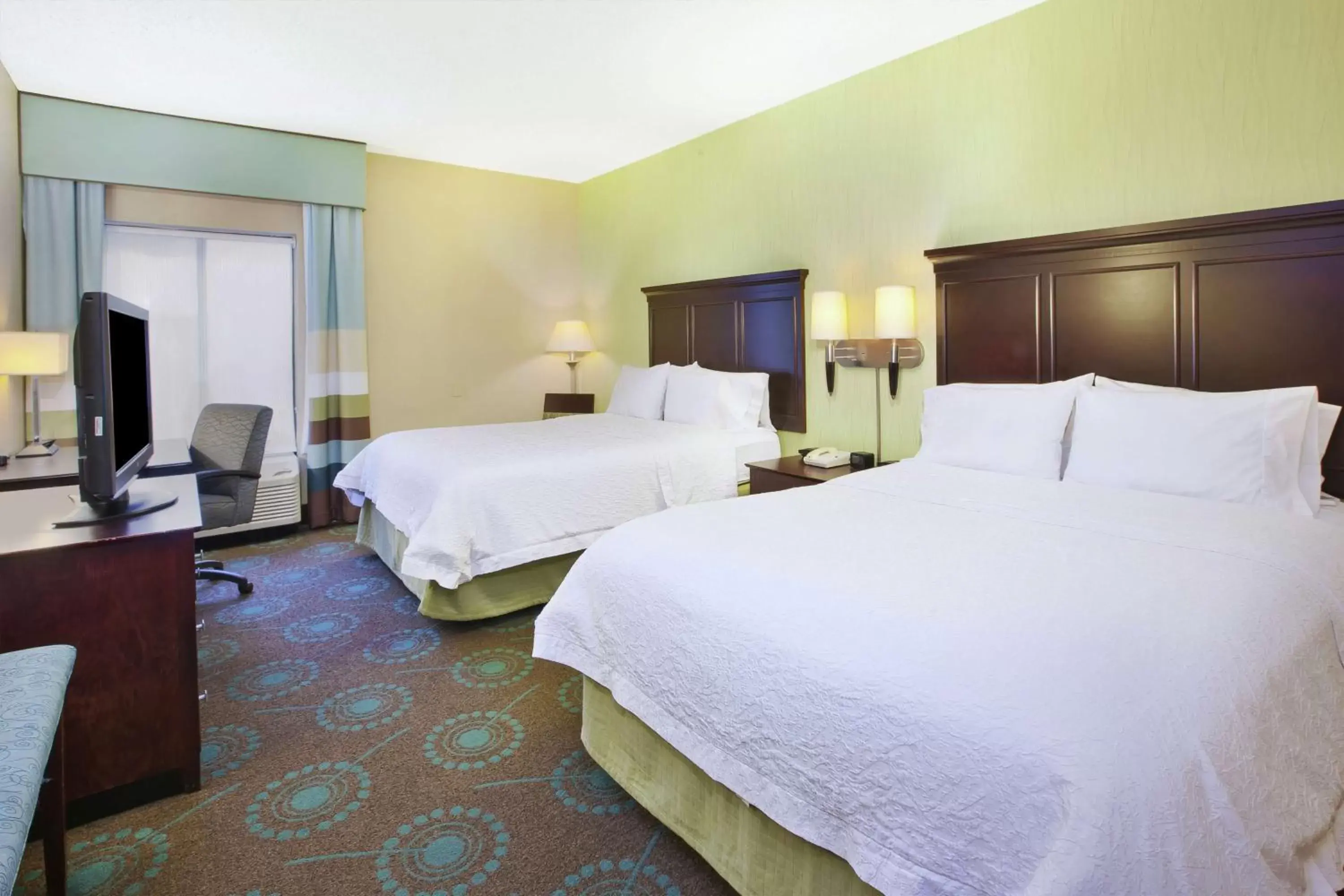 Bedroom, Bed in Hampton Inn & Suites South Bend