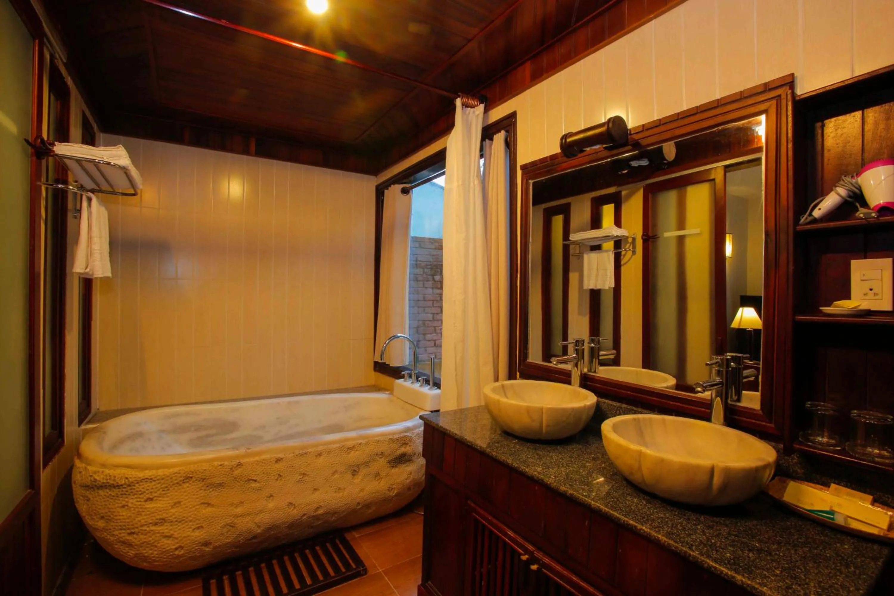 Bathroom in Hoi An Garden Villas