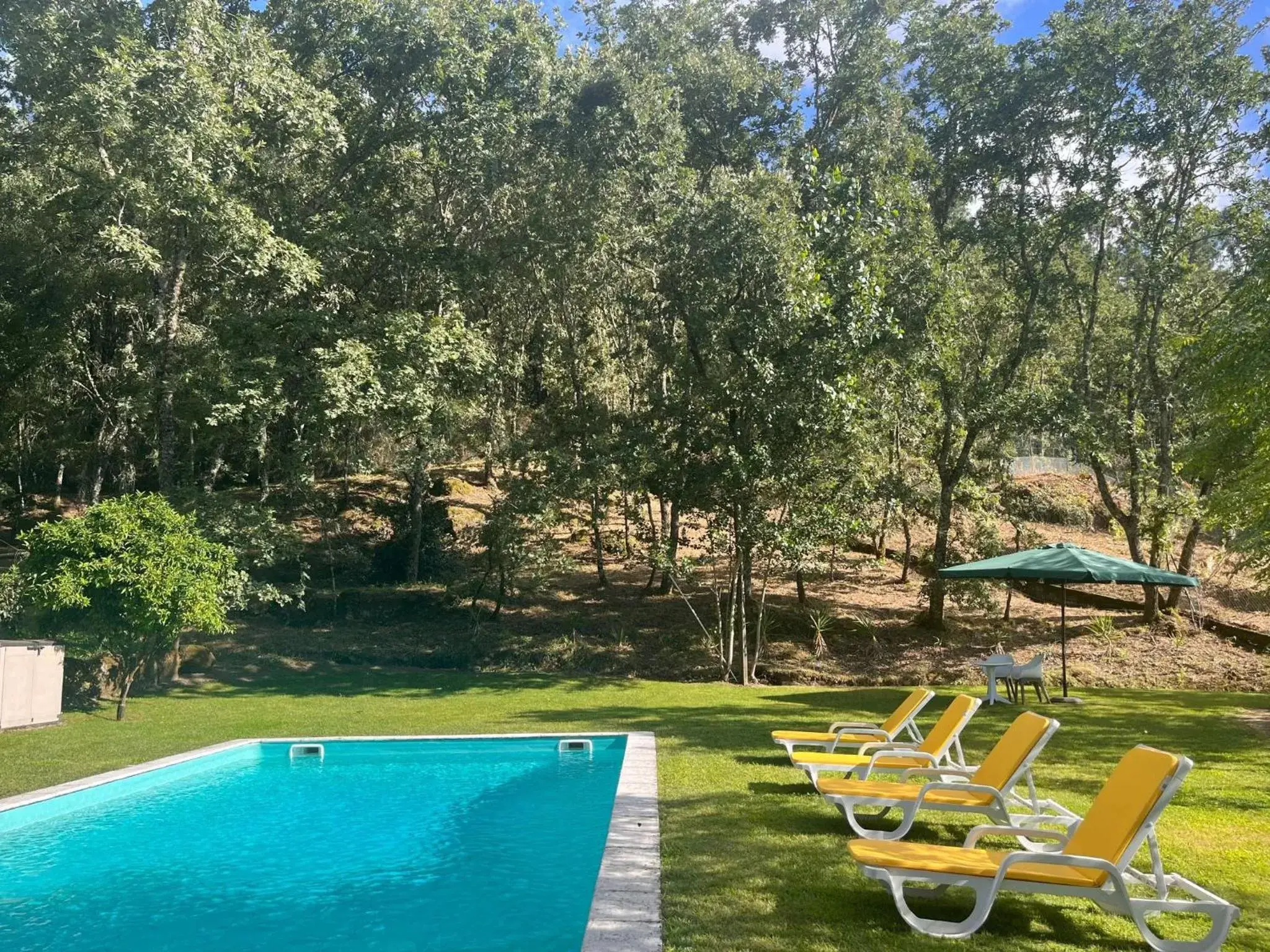 Swimming Pool in Casa de Apeleiras