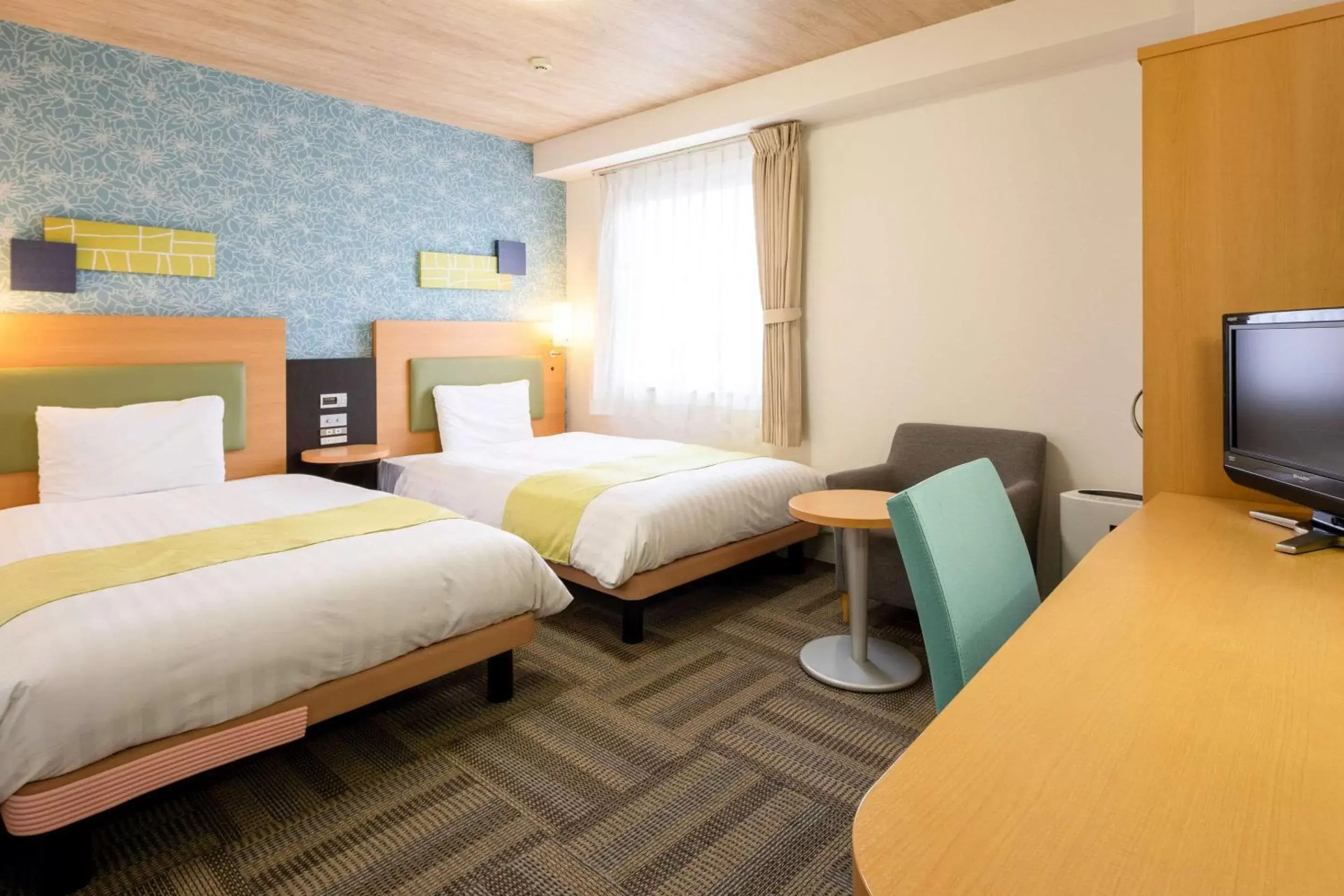 Photo of the whole room, Bed in Comfort Hotel Kokura
