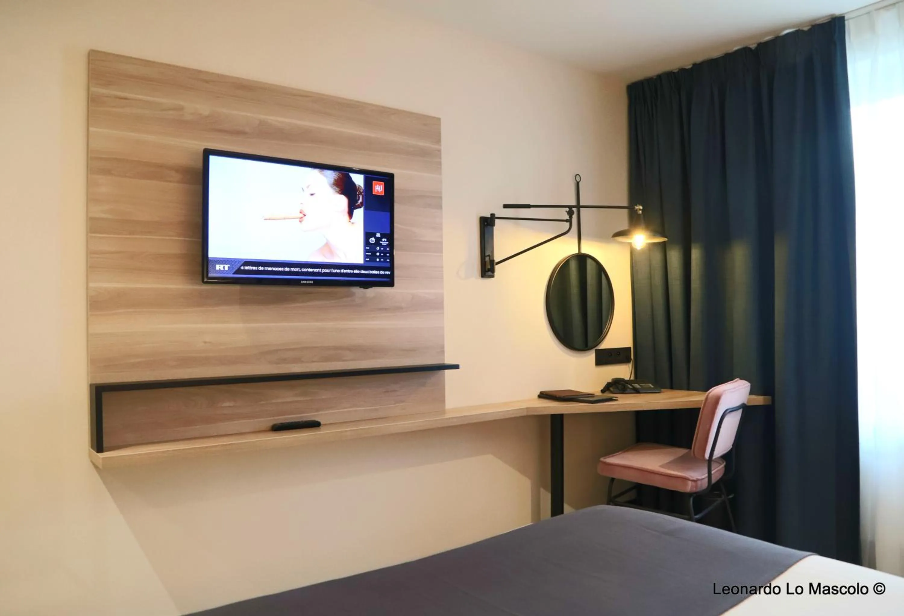 TV and multimedia, TV/Entertainment Center in Univers Hotel Liege-Guillemins