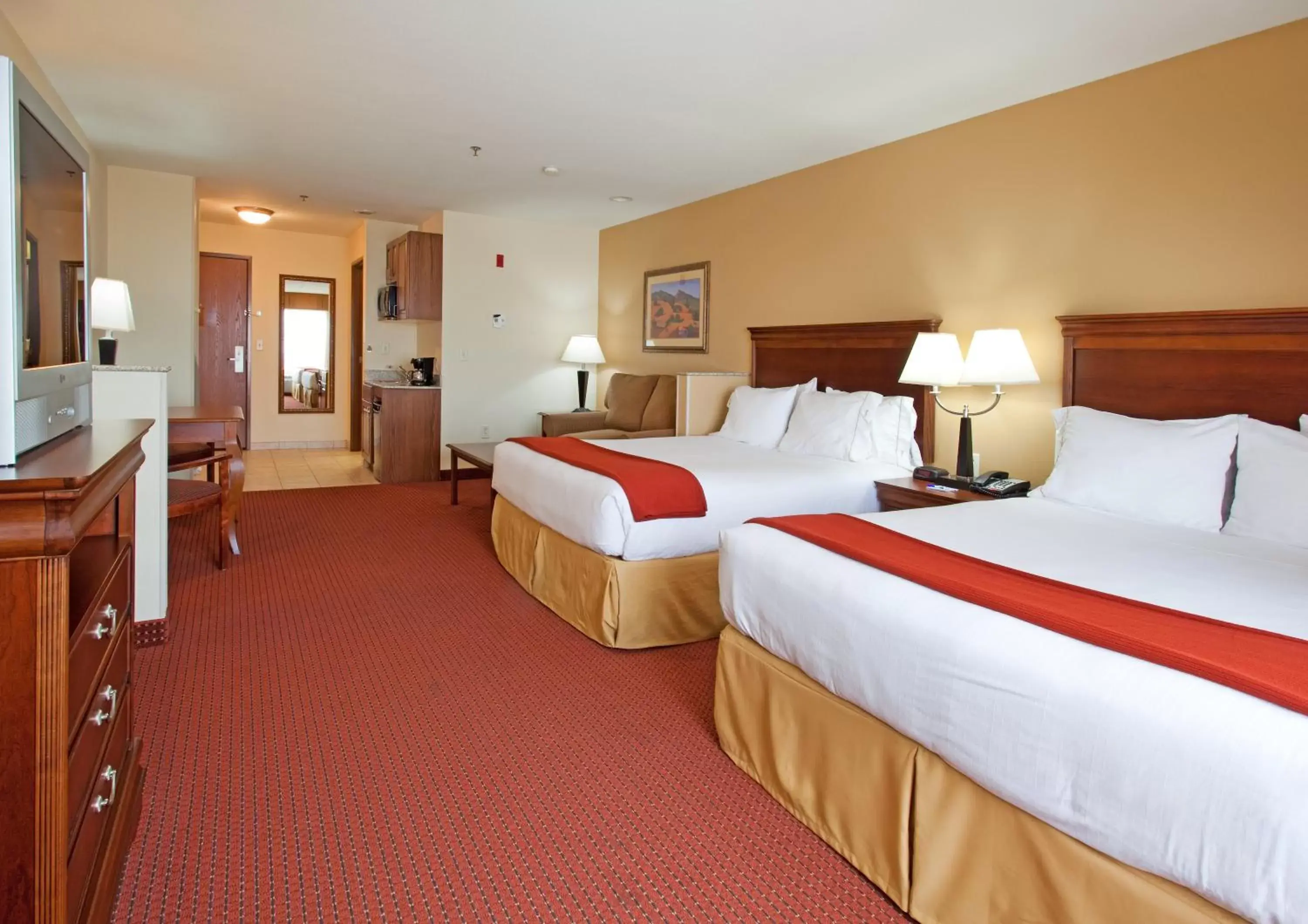 Photo of the whole room, Bed in Holiday Inn Express Hotel & Suites Tooele, an IHG Hotel
