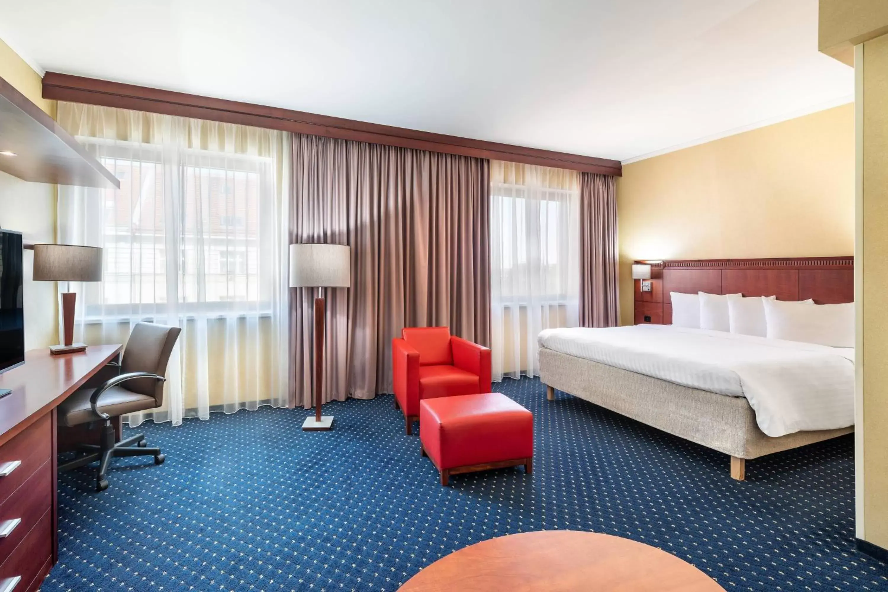Photo of the whole room in Courtyard by Marriott Prague City