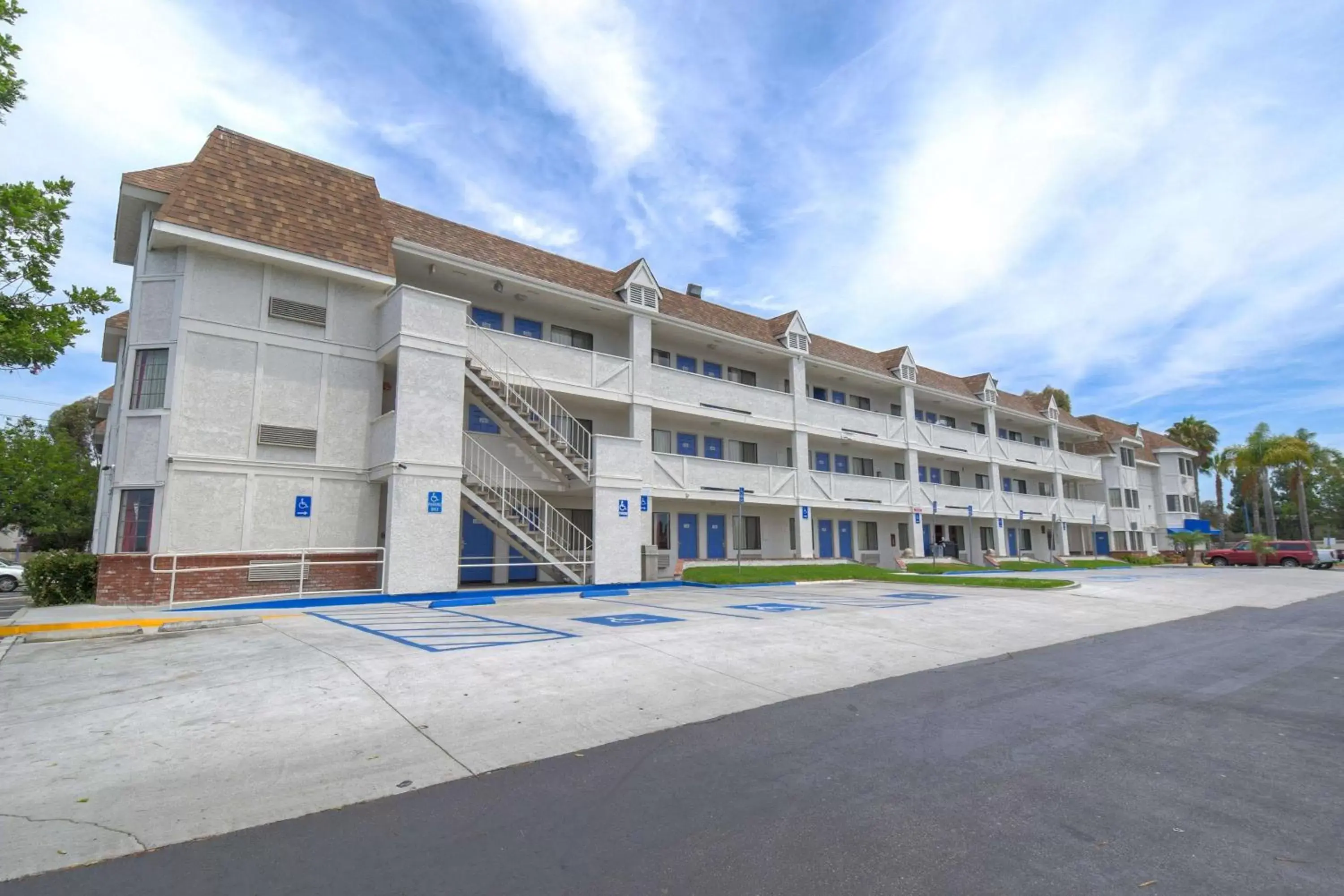 Property Building in Motel 6-Chula Vista, CA - San Diego