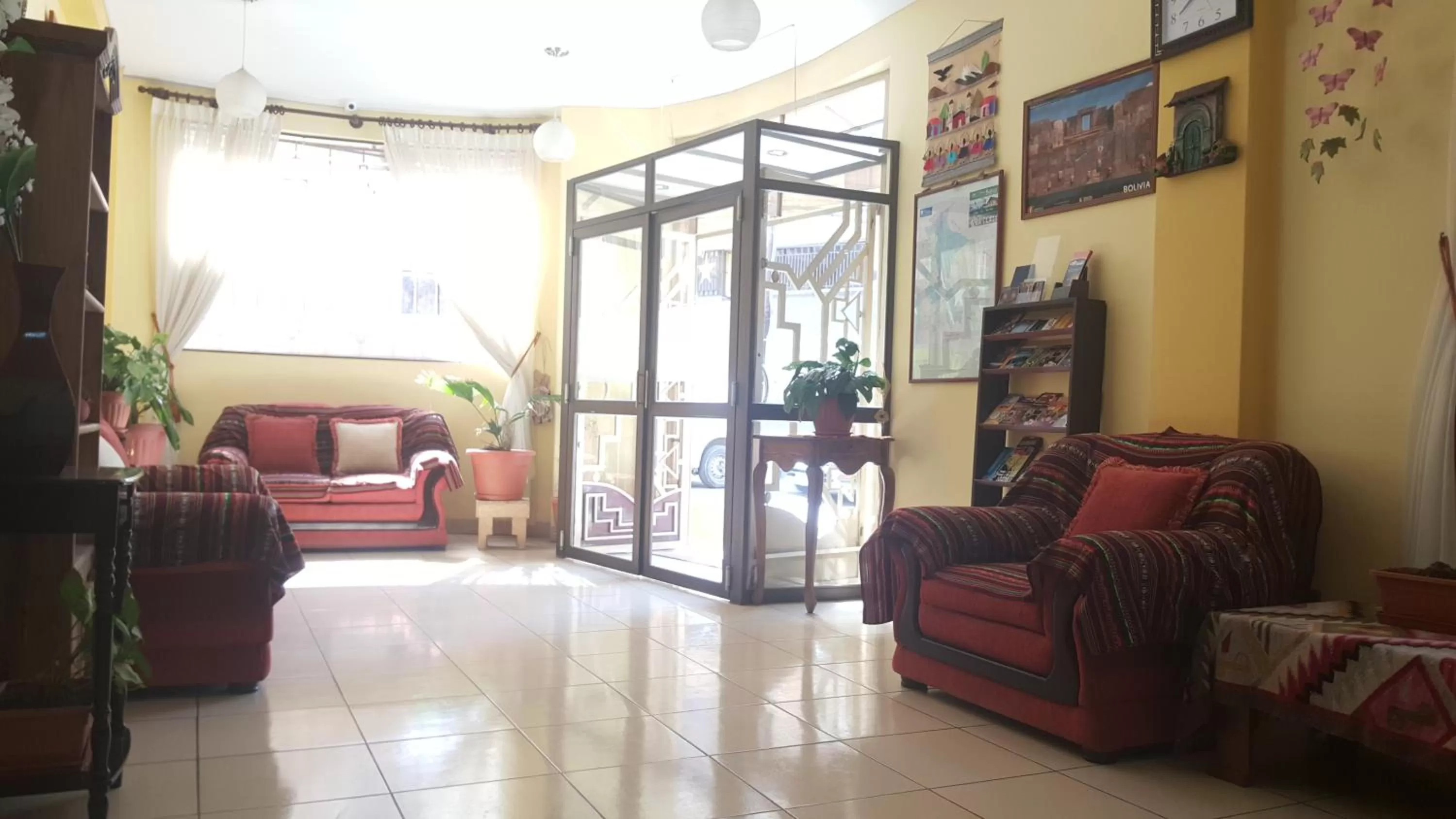 Communal lounge/ TV room in Hotel Nuevo Sol